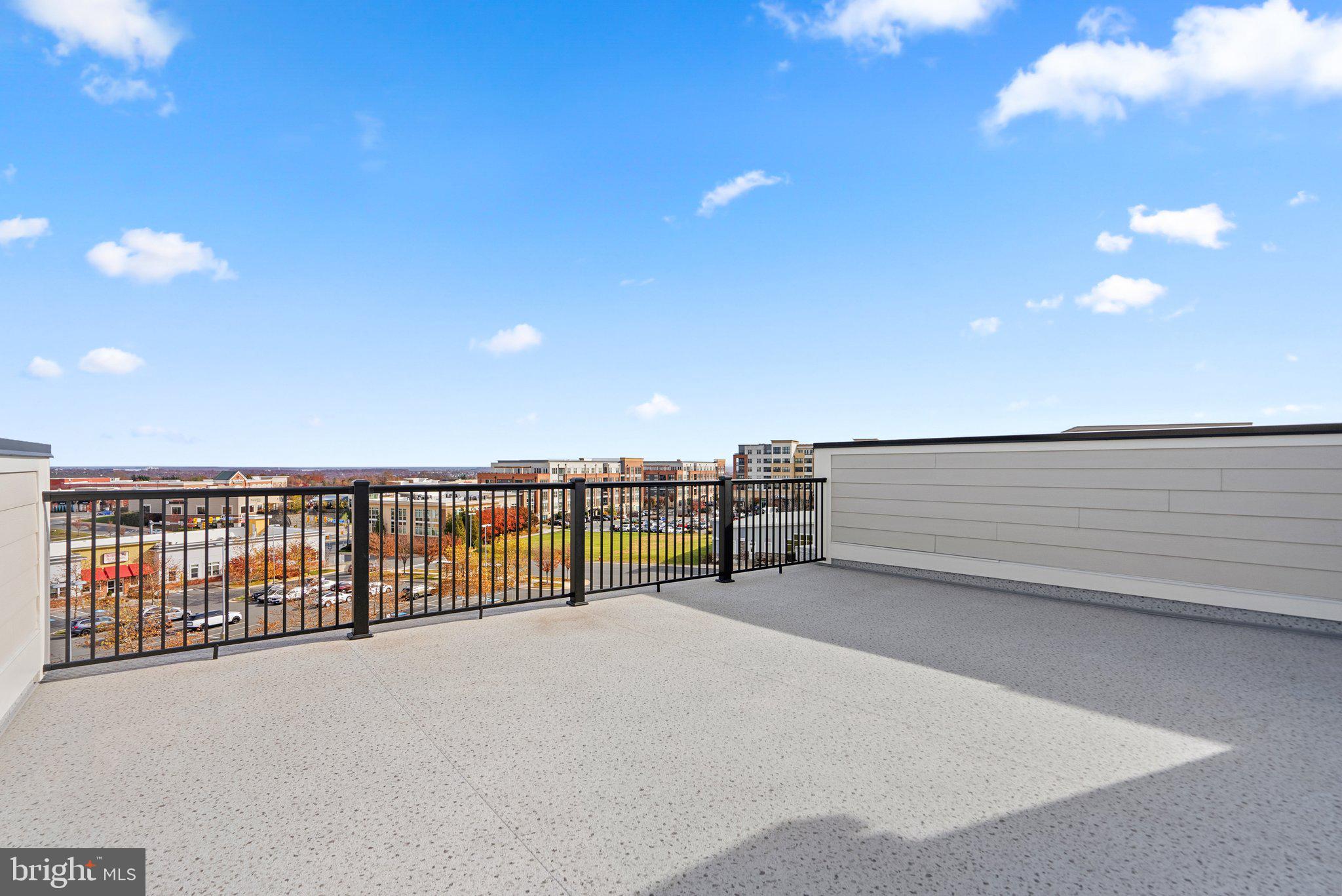 GOOSE CREEK VILLAGE - Residential