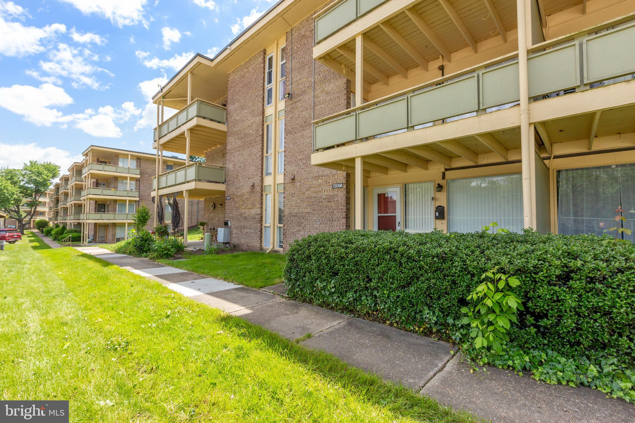 HOLLY HILL CONDOMINIUMS - Residential