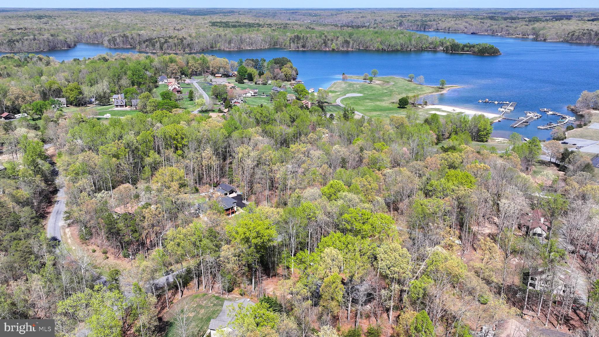 WINDWOOD COVES - Land