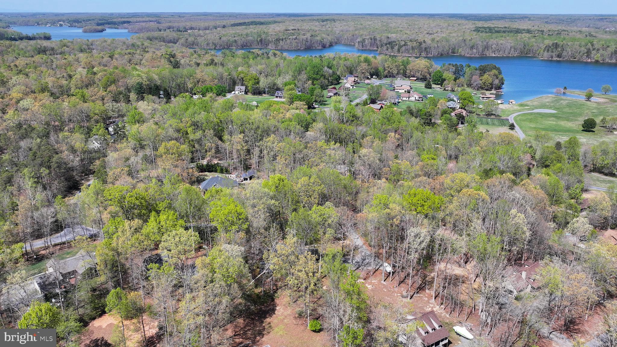 WINDWOOD COVES - Land