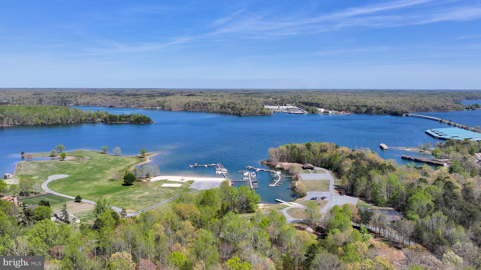 WINDWOOD COVES - Land