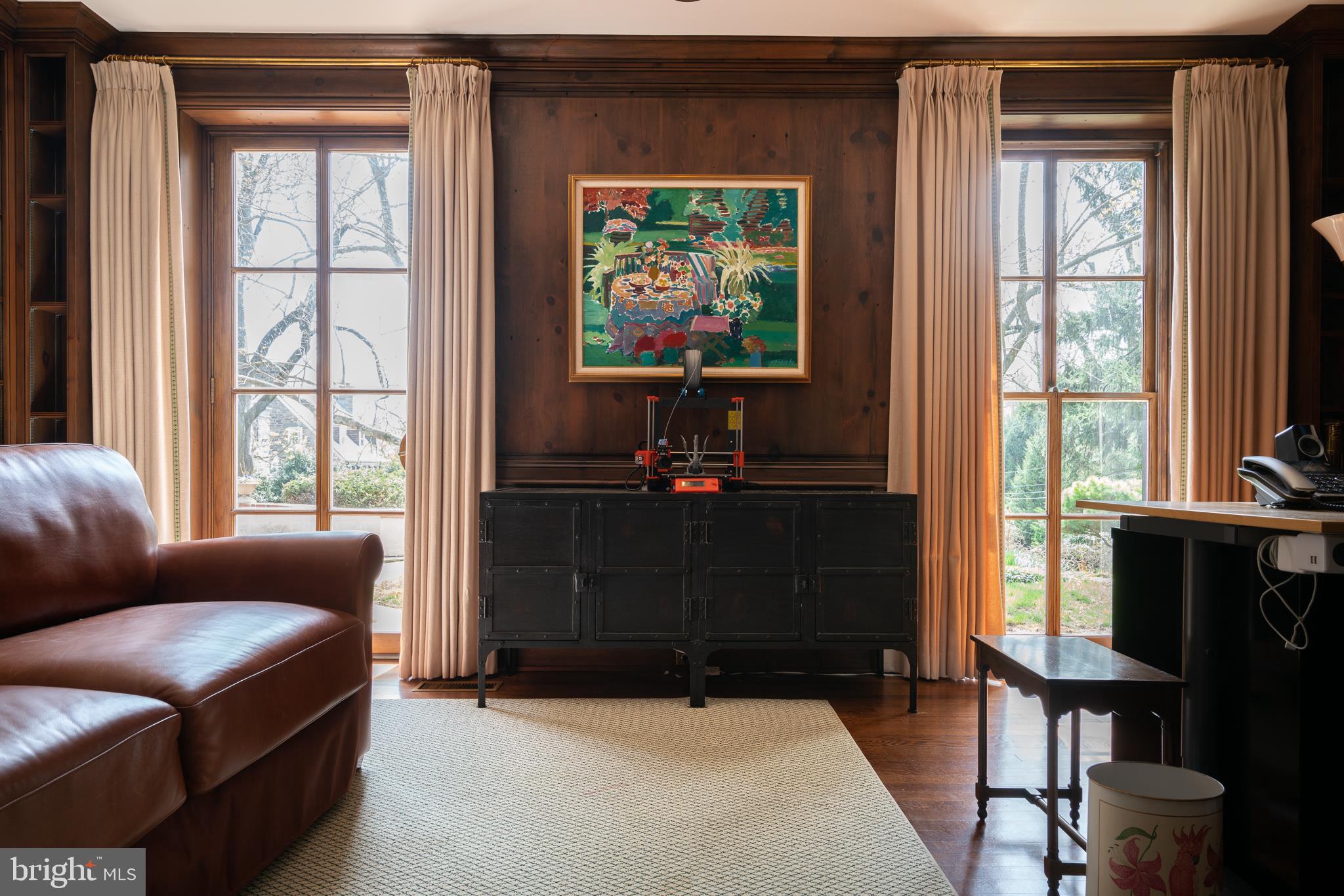 CHESTNUT HILL - Residential