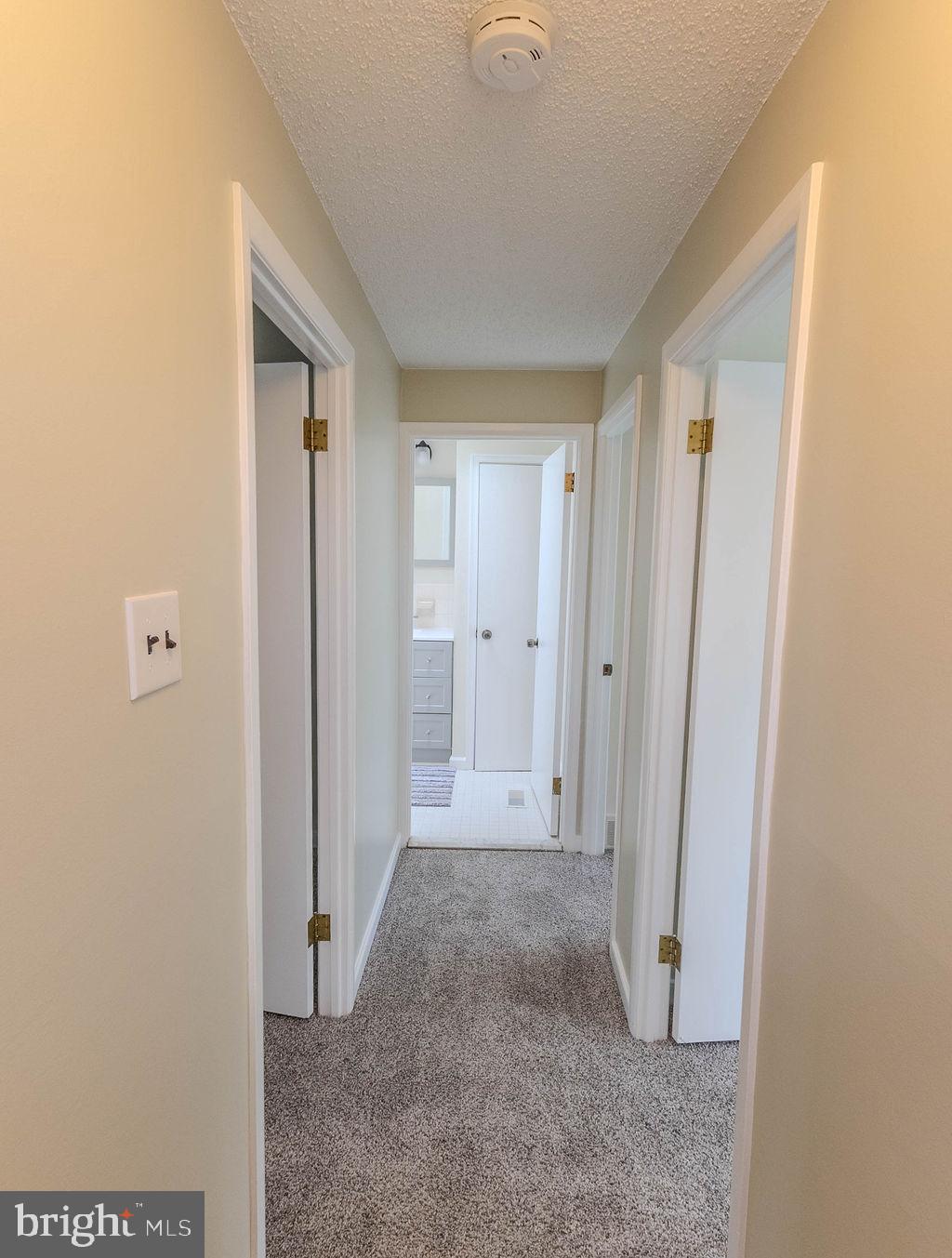 ROBINDALE - Residential