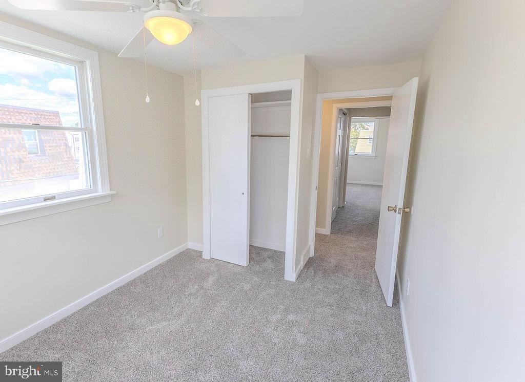 ROBINDALE - Residential