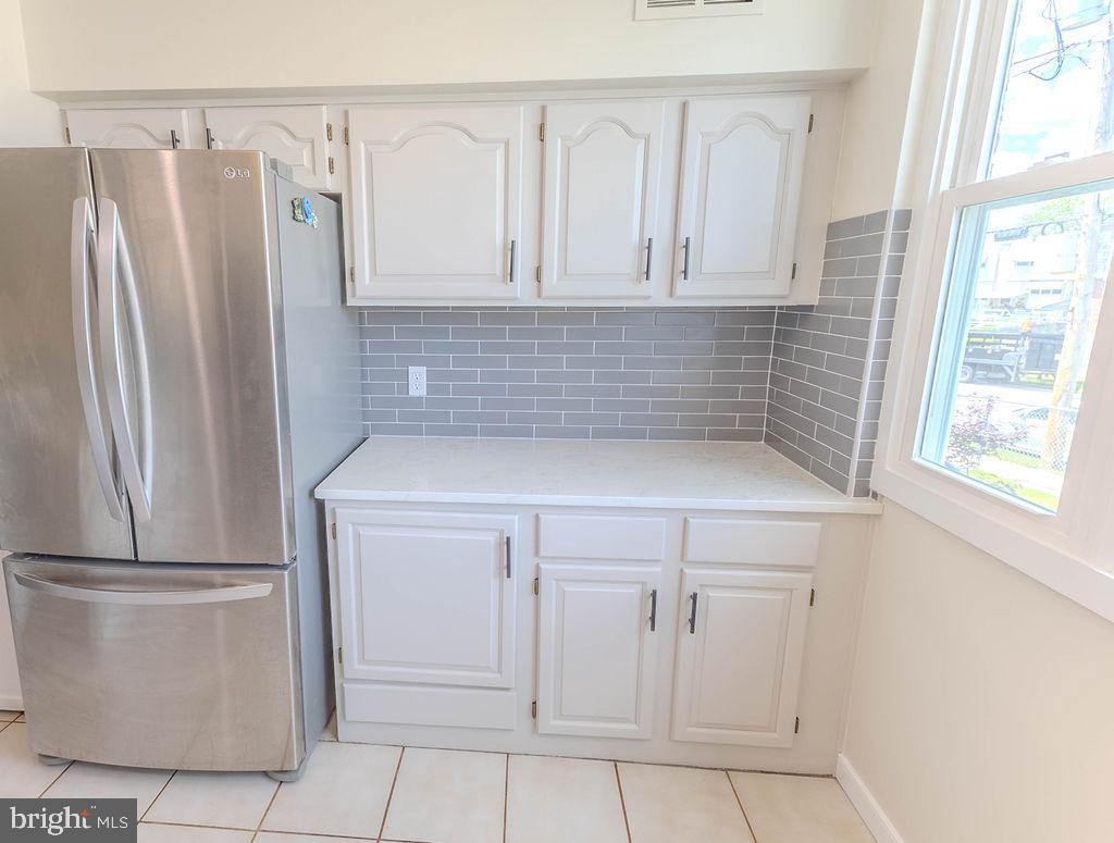 ROBINDALE - Residential