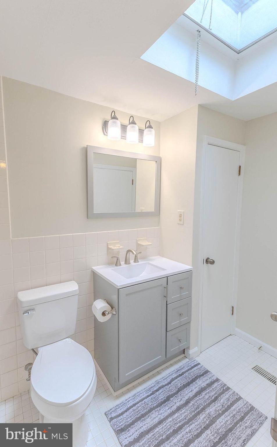 ROBINDALE - Residential