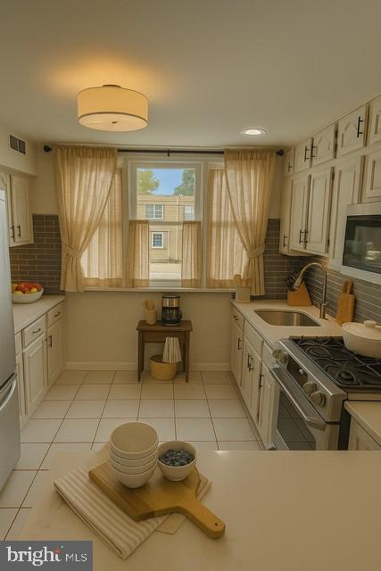 ROBINDALE - Residential