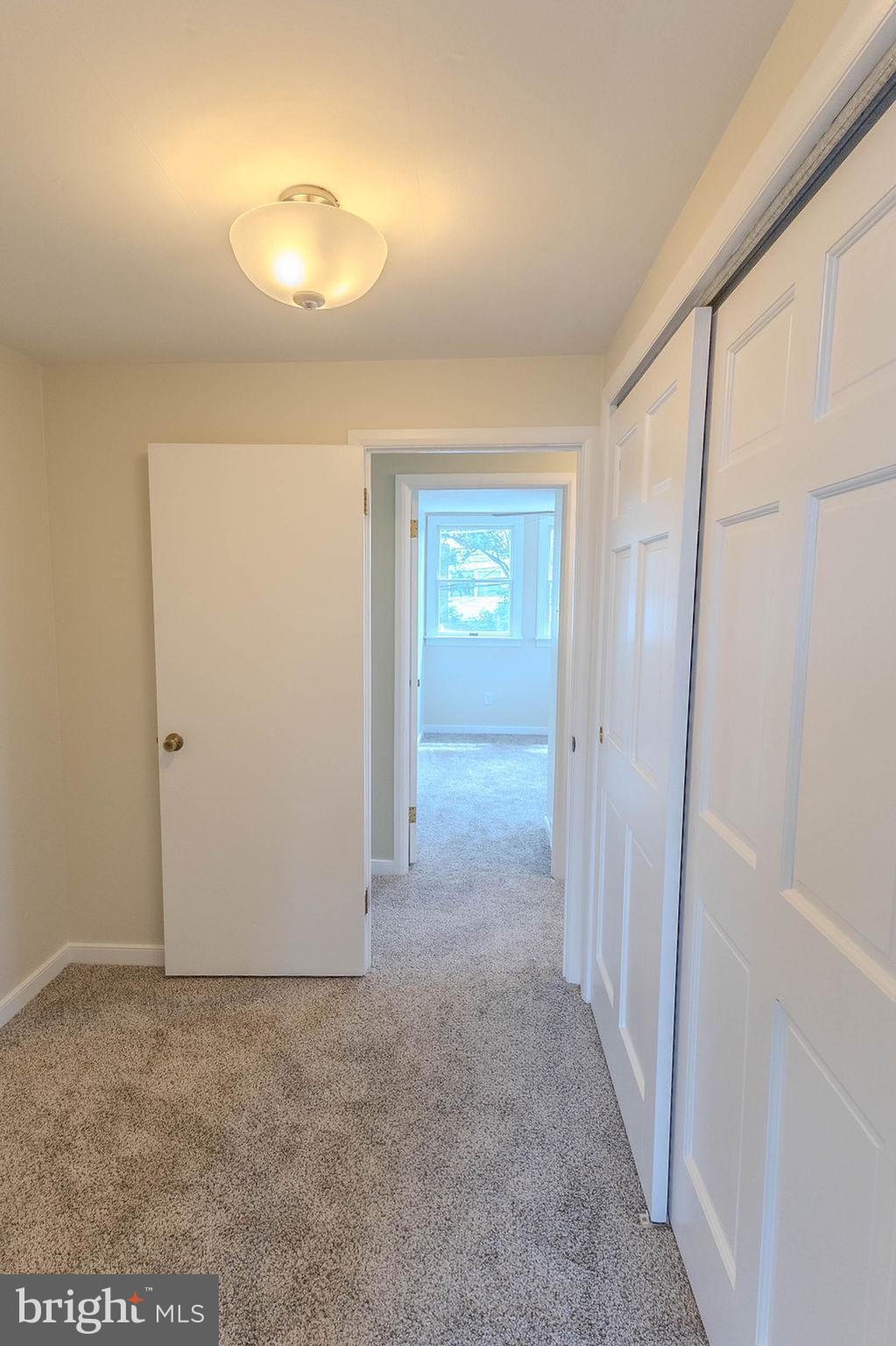 ROBINDALE - Residential