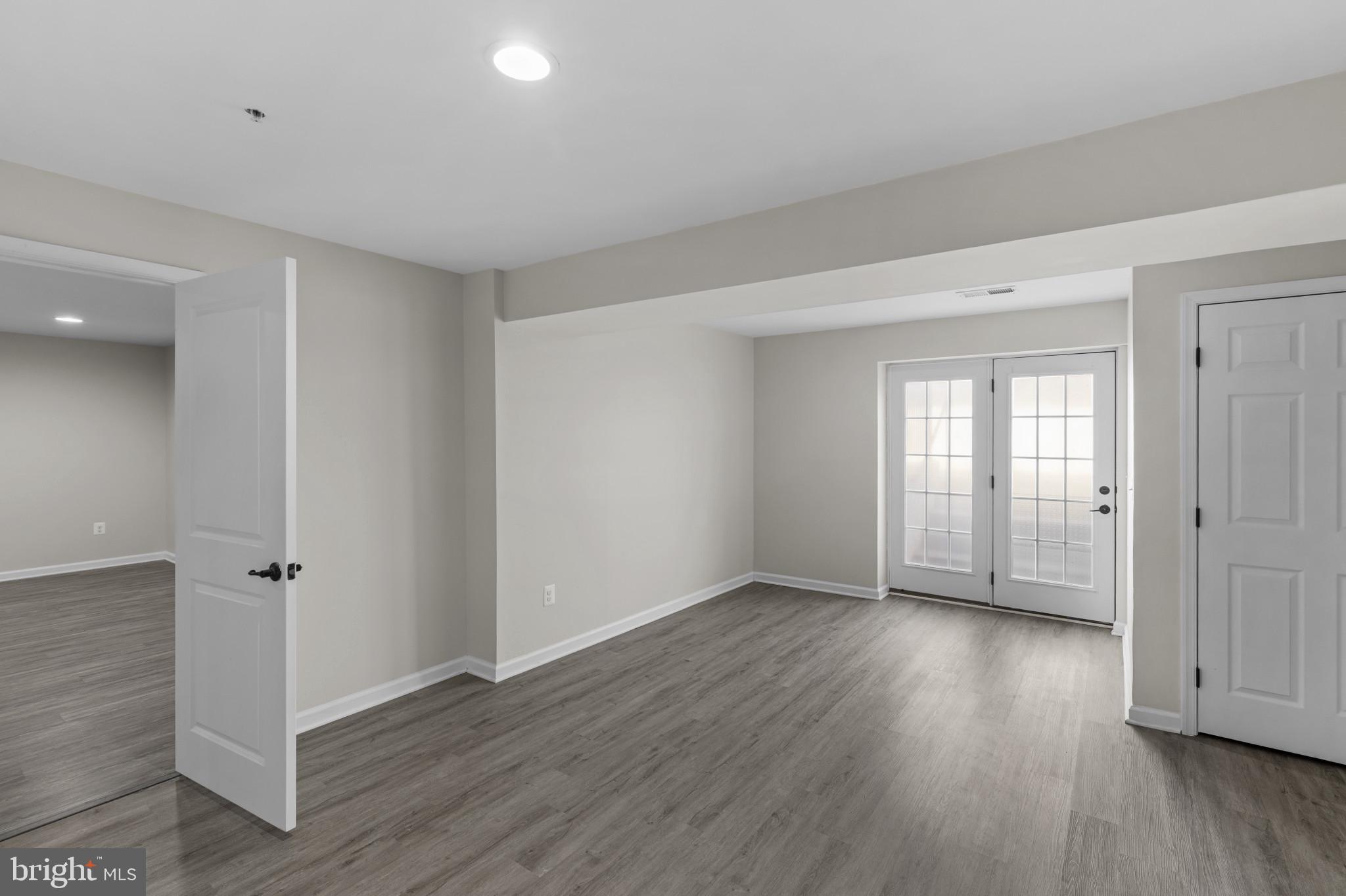 ESTATES AT PATAPSCO PARK - Residential