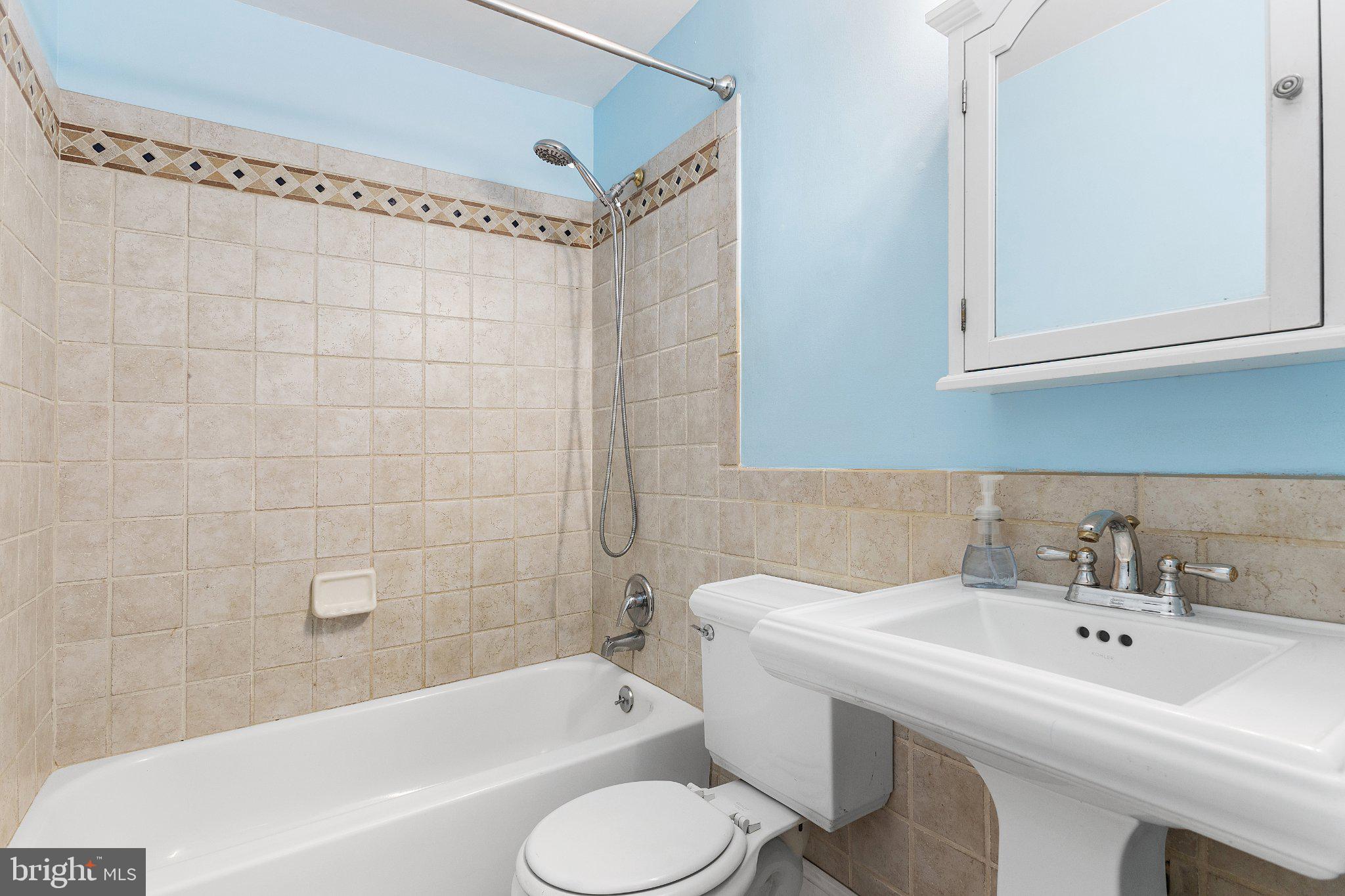 CAPE ST CLAIRE - Residential