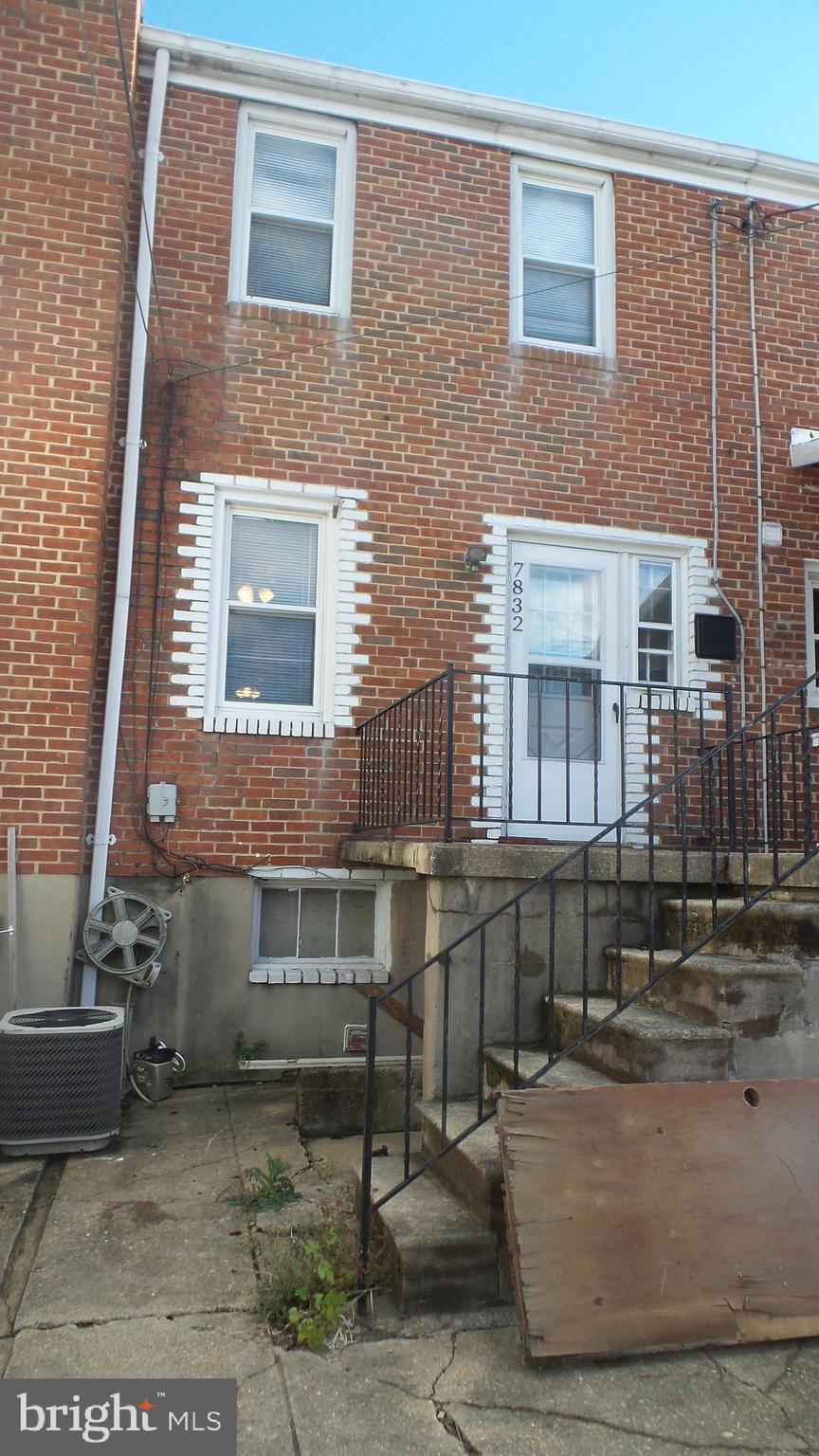 NORTH POINT VILLAGE - Residential