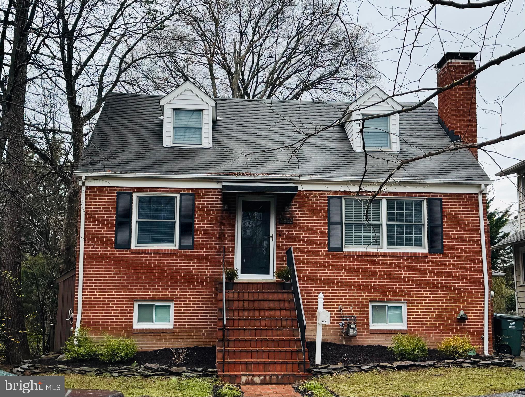 LIVINGSTON HEIGHTS - Residential Lease