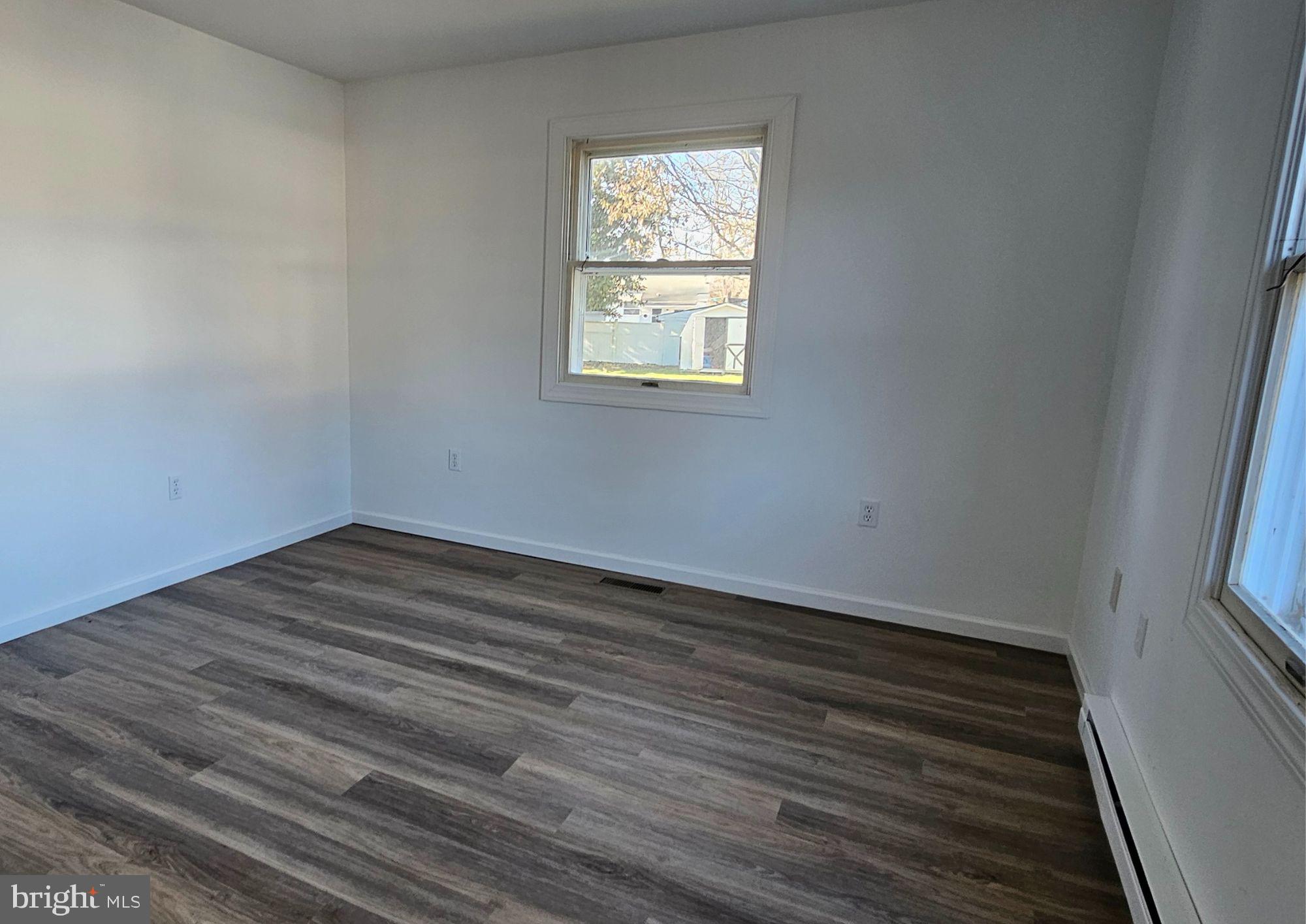 822 SPRINGFIELD CIRCLE