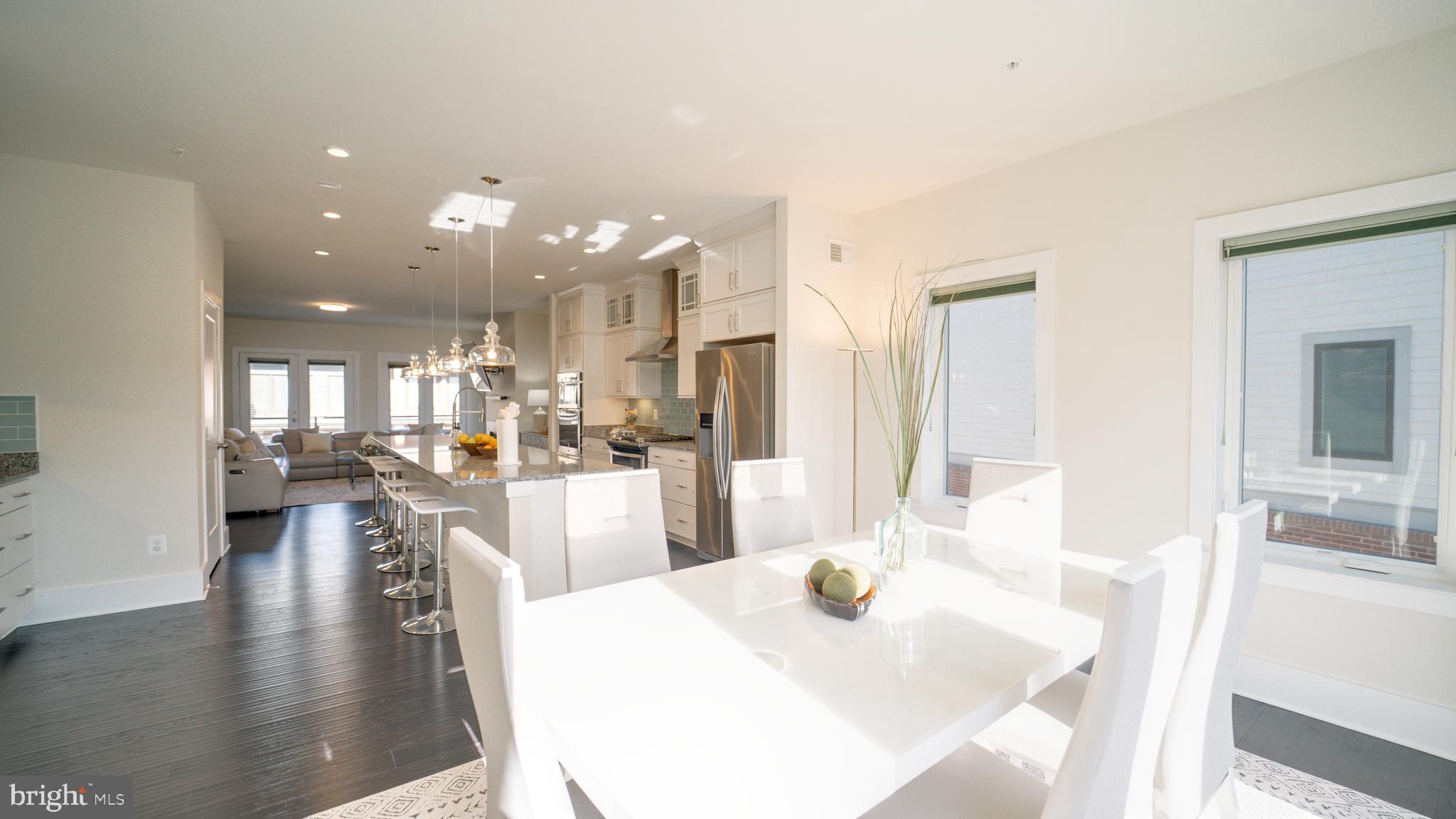 ASHBURN OVERLOOK - Residential