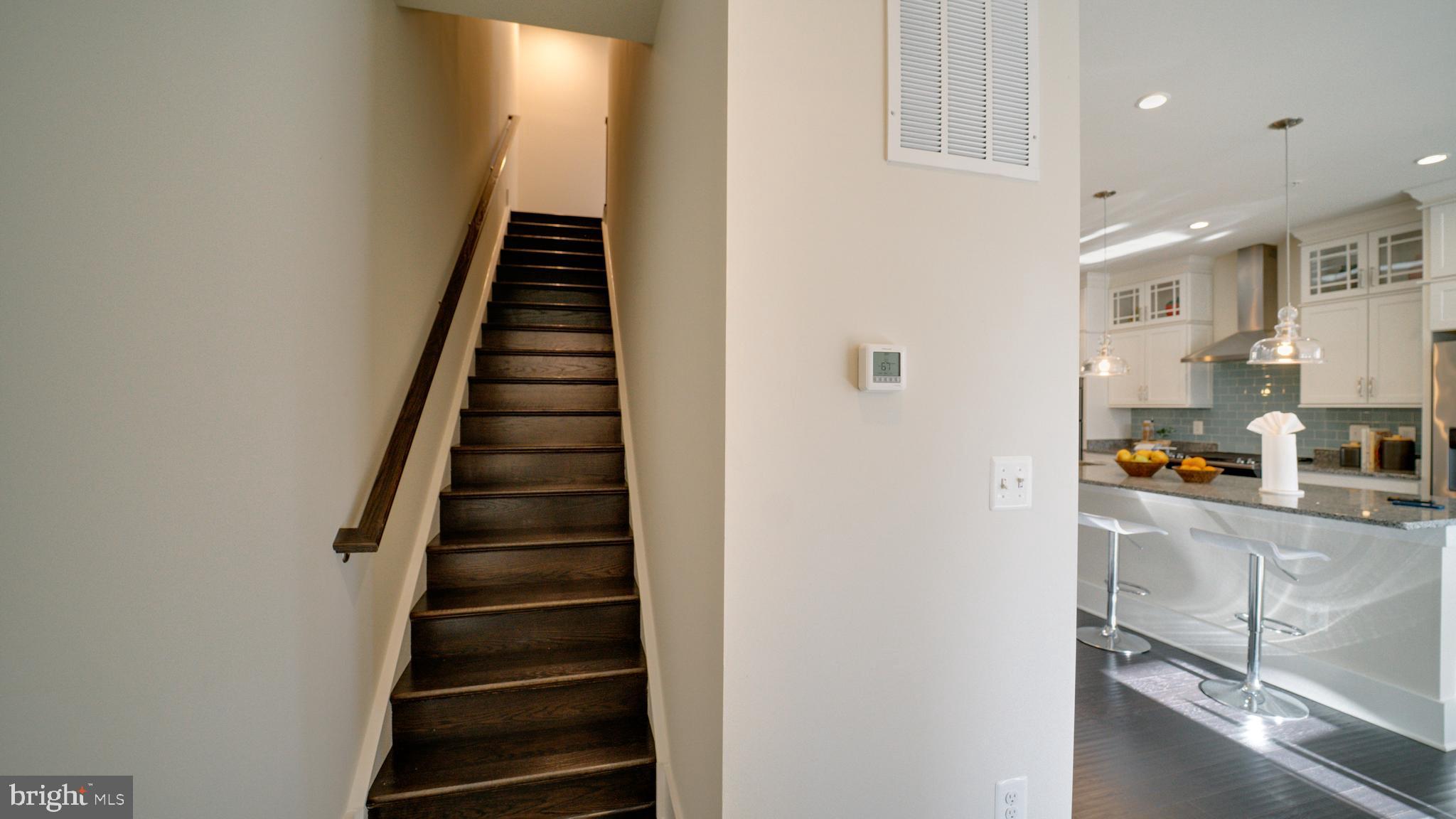 ASHBURN OVERLOOK - Residential