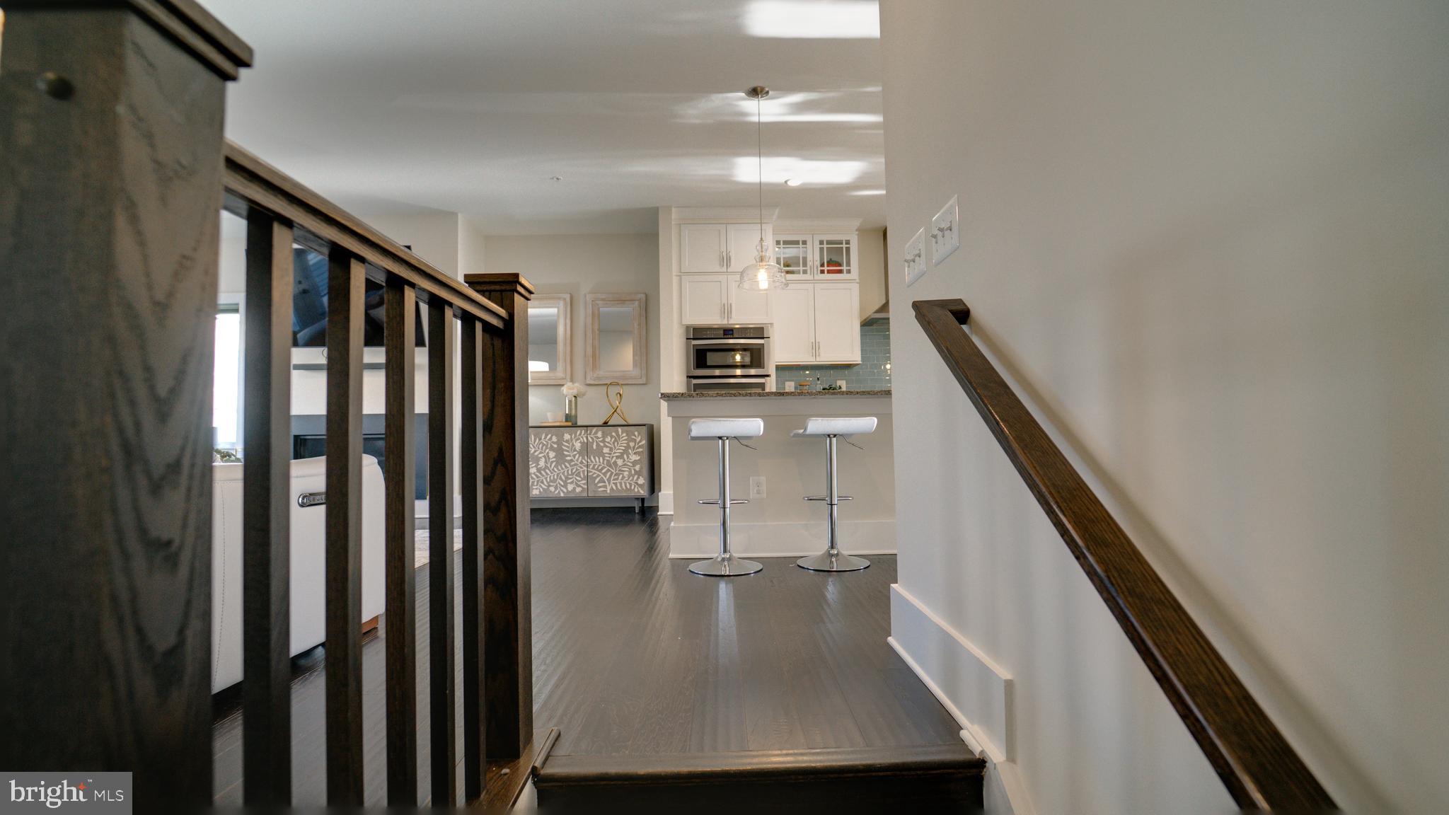 ASHBURN OVERLOOK - Residential