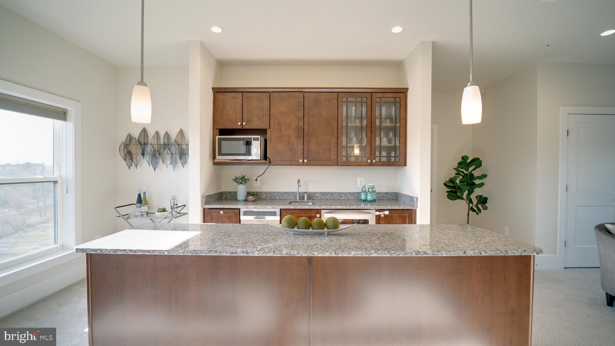 ASHBURN OVERLOOK - Residential