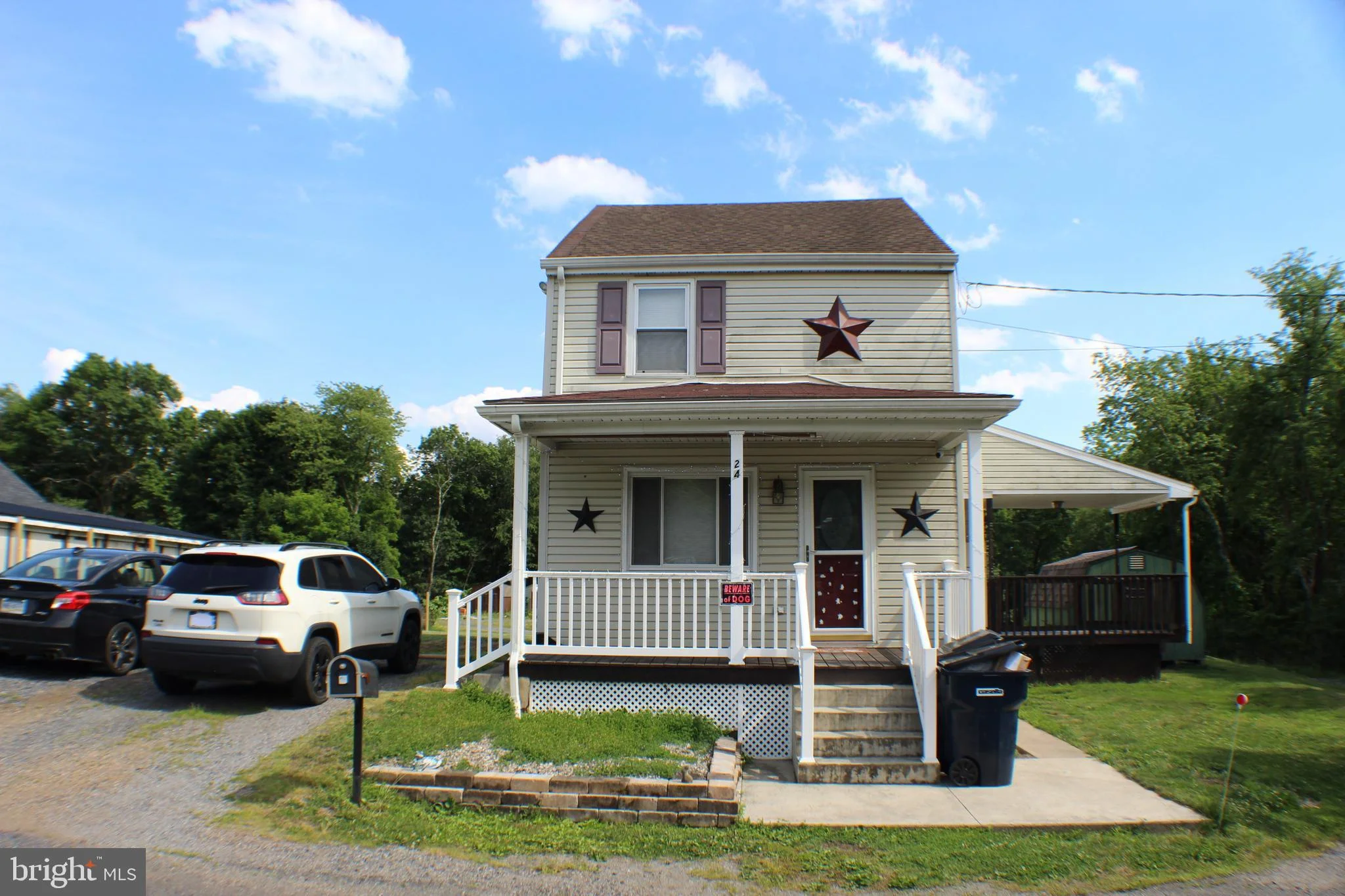 24 S School Row Street