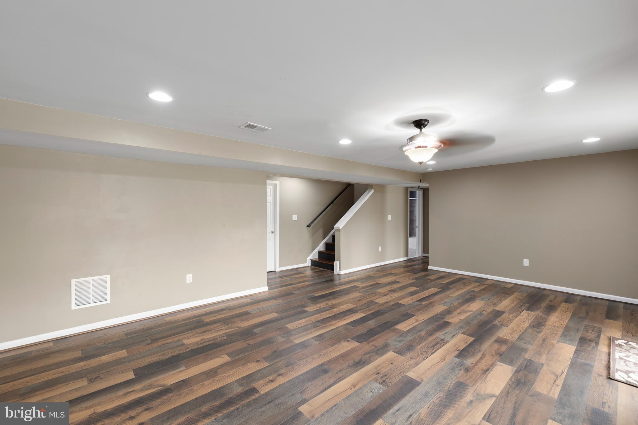 SOUTHERN HILLS - Residential