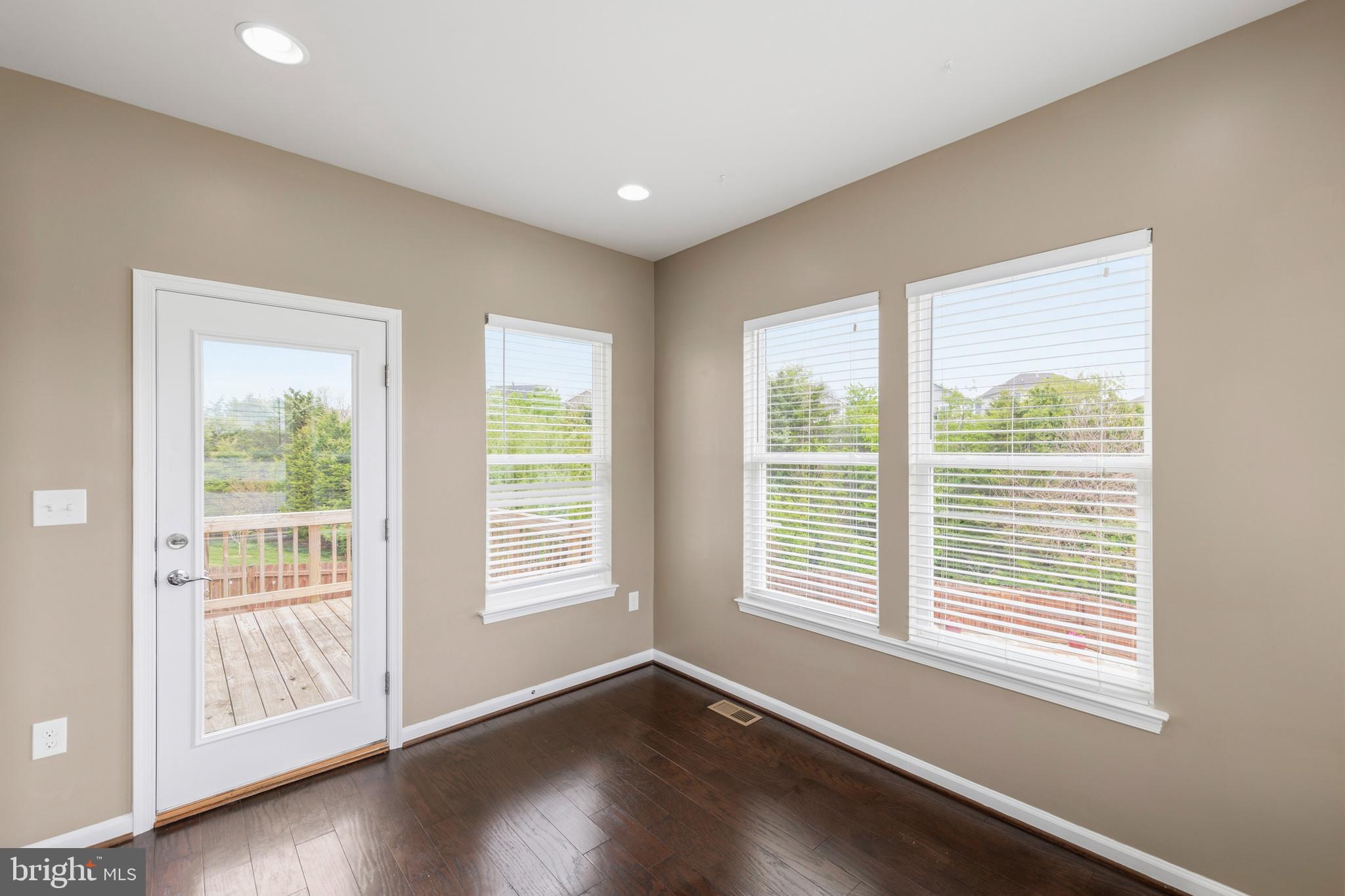 SOUTHERN HILLS - Residential