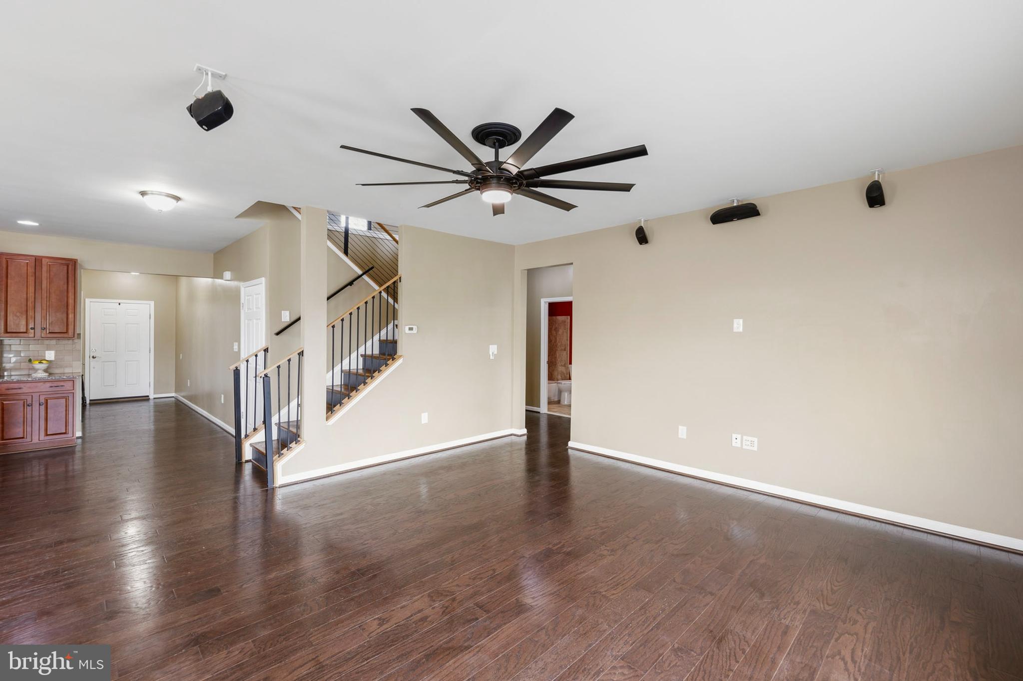 SOUTHERN HILLS - Residential