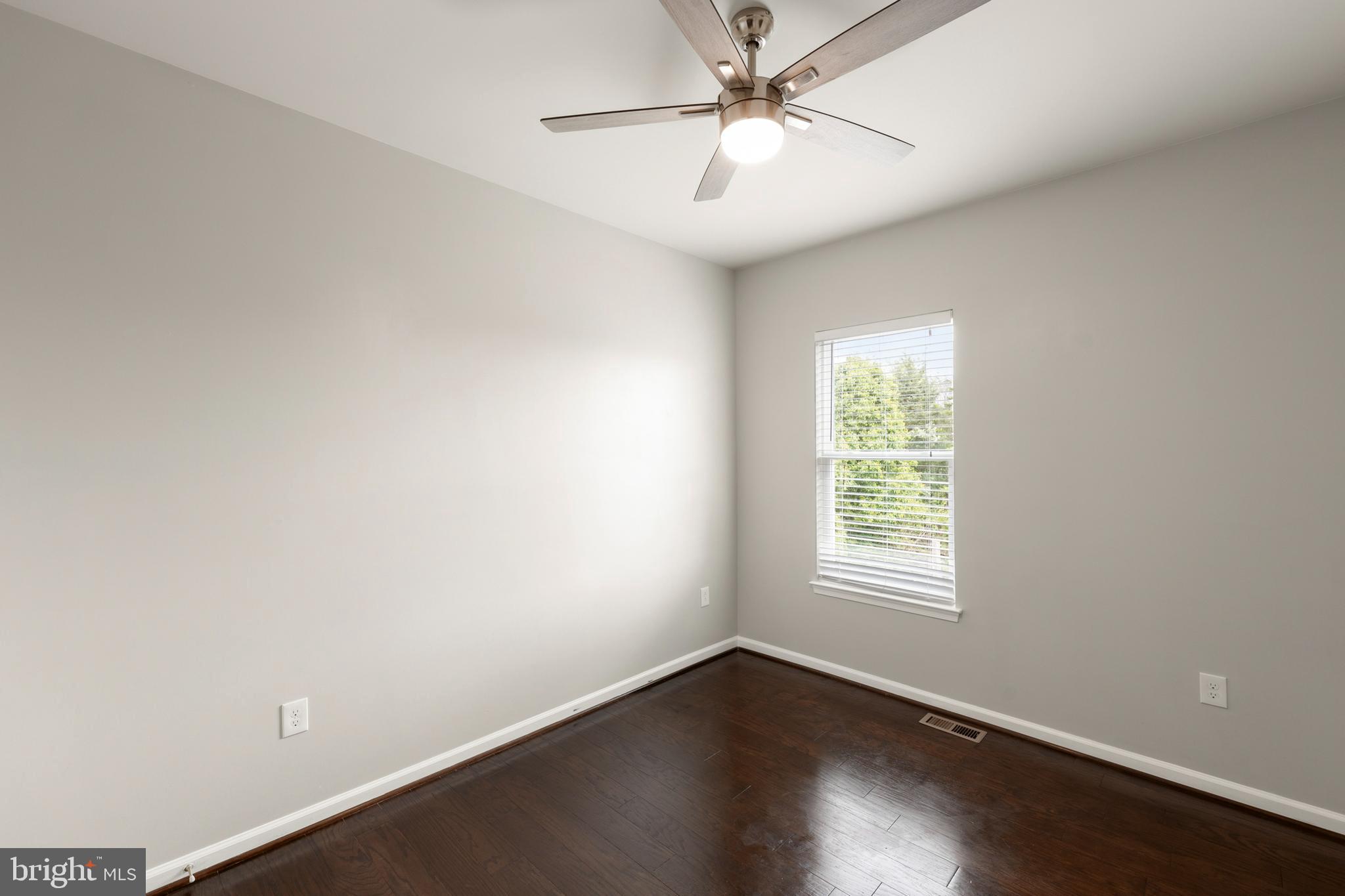 SOUTHERN HILLS - Residential