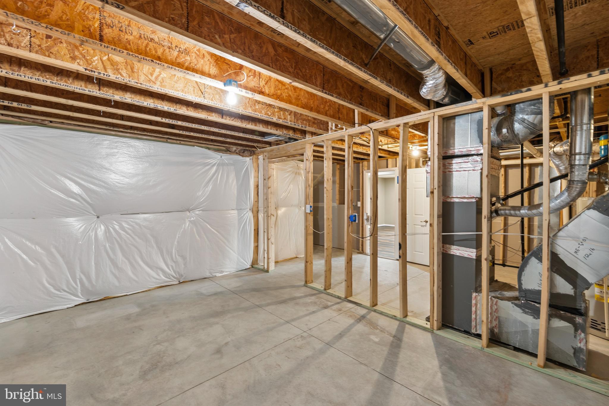 SOUTHERN HILLS - Residential