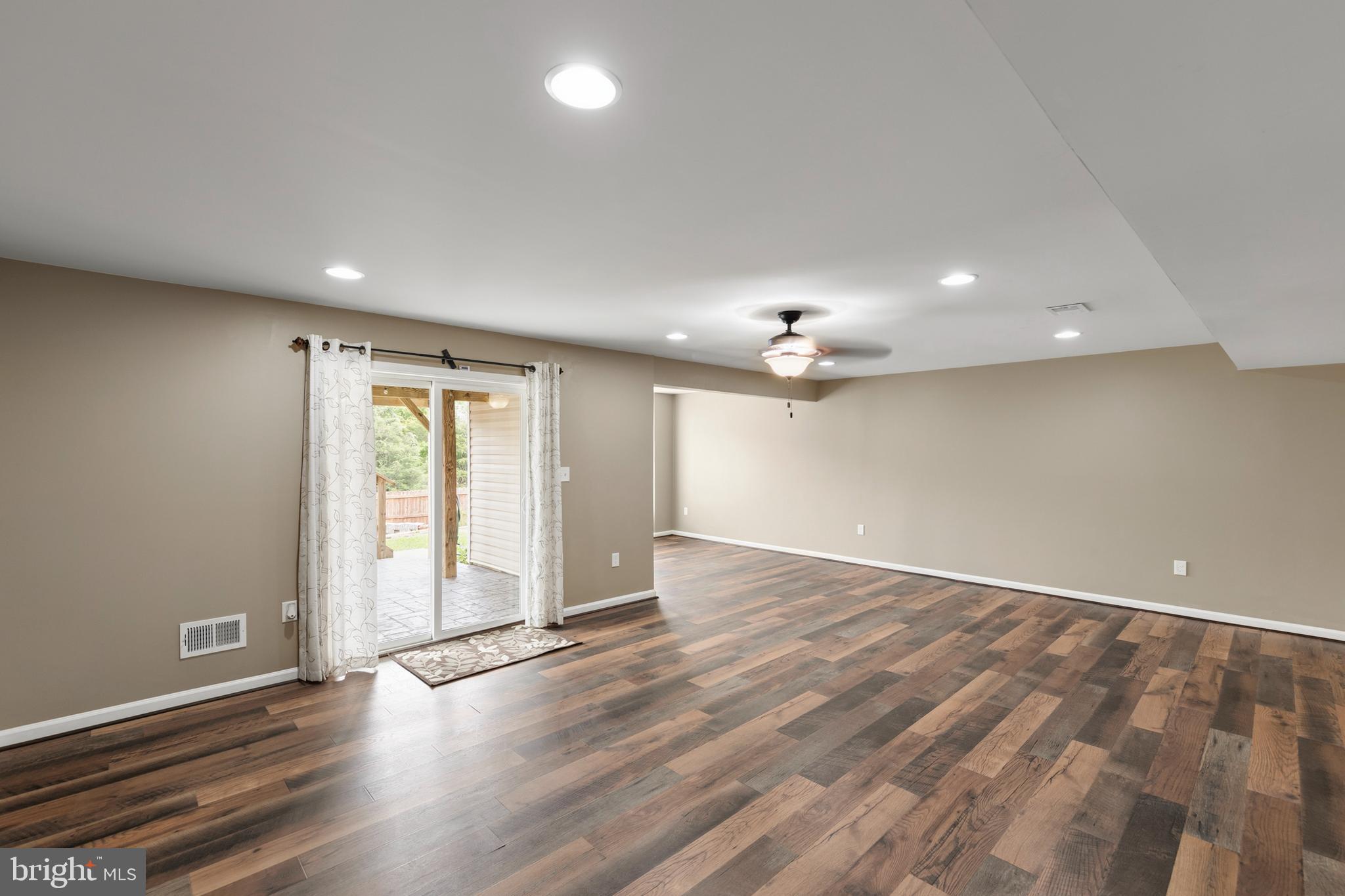 SOUTHERN HILLS - Residential