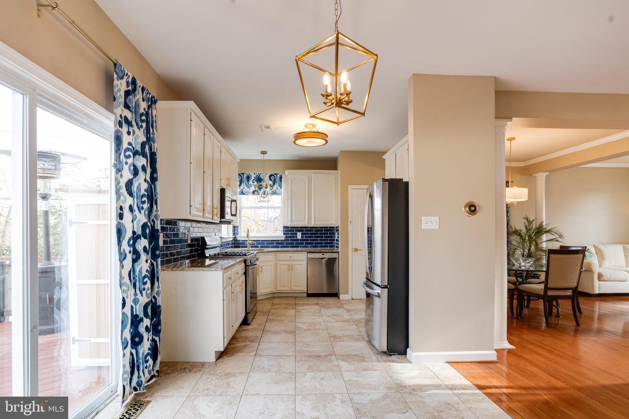 SPRINGHOUSE STATION - Residential