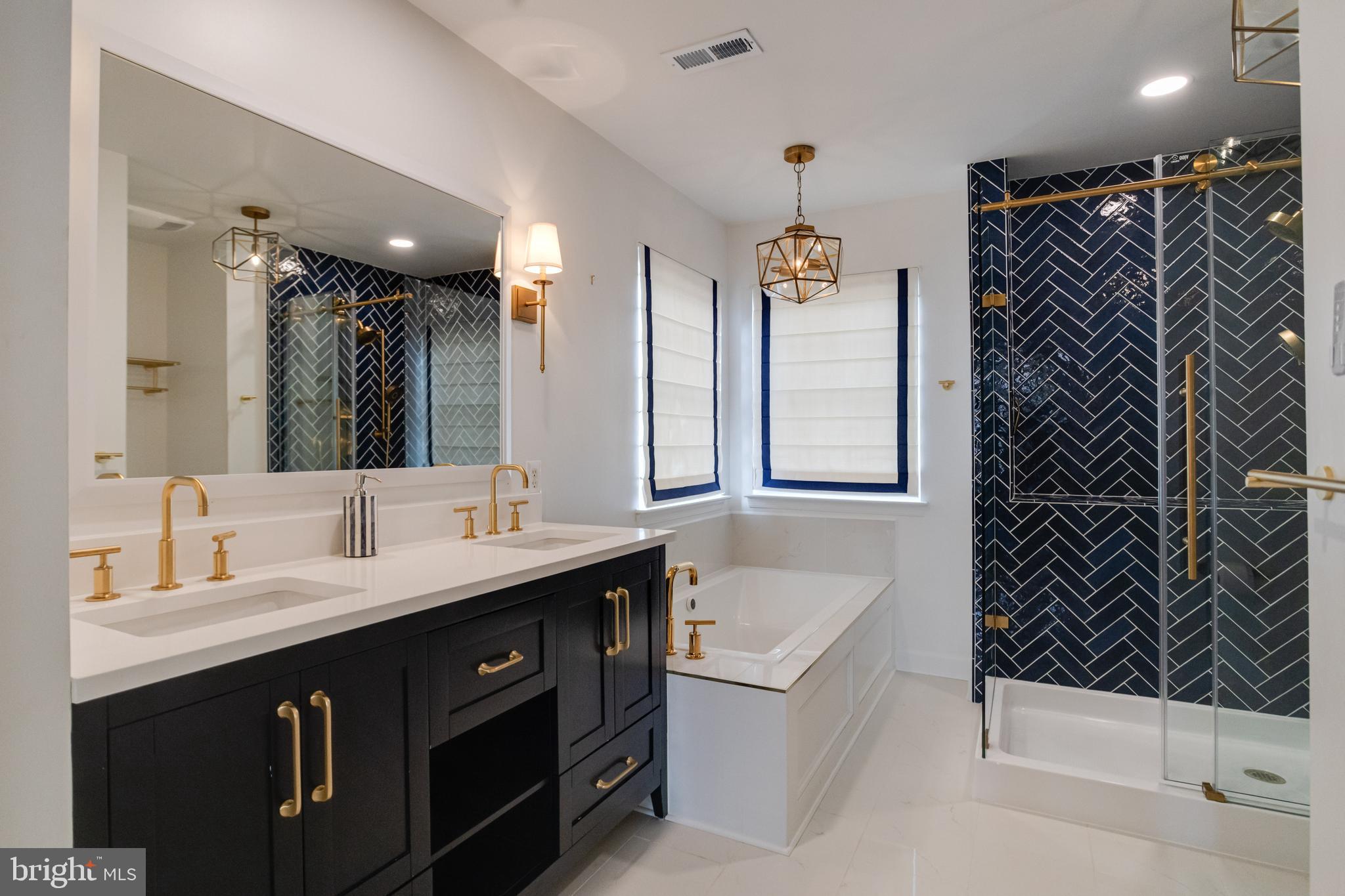 SPRINGHOUSE STATION - Residential