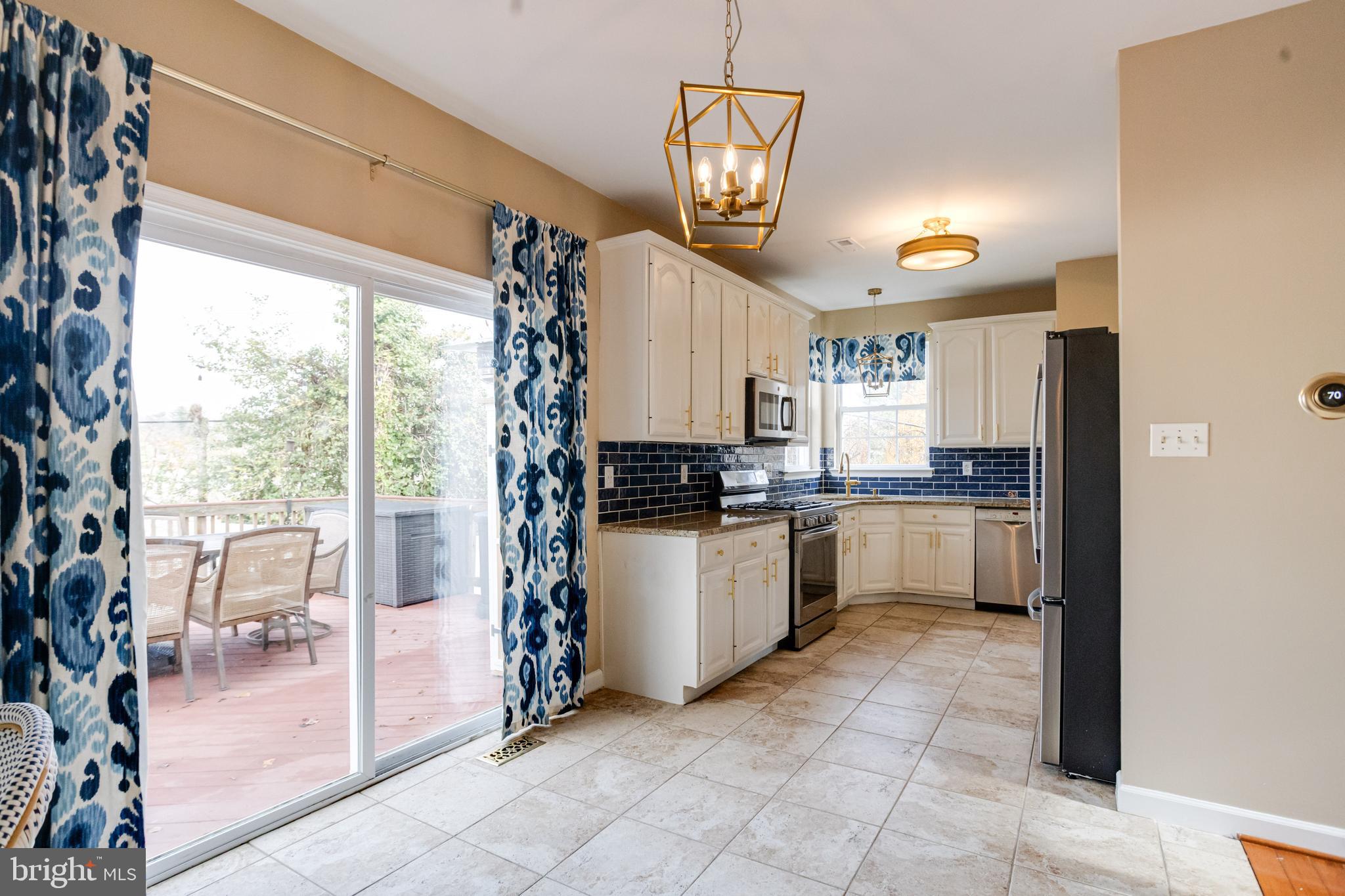 SPRINGHOUSE STATION - Residential