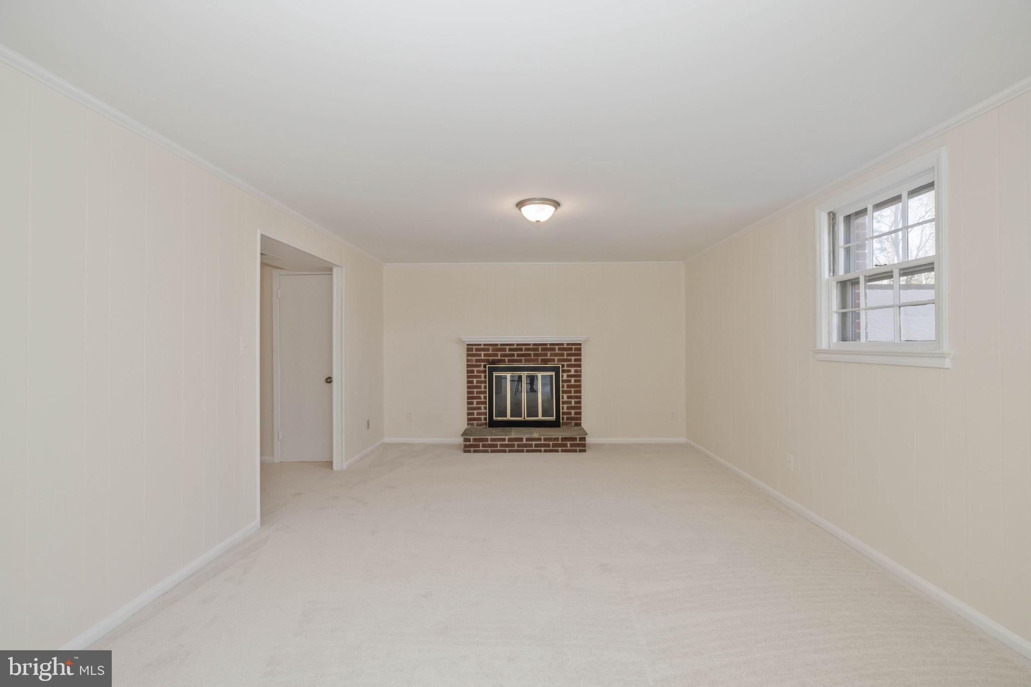 WILLOW WOODS - Residential