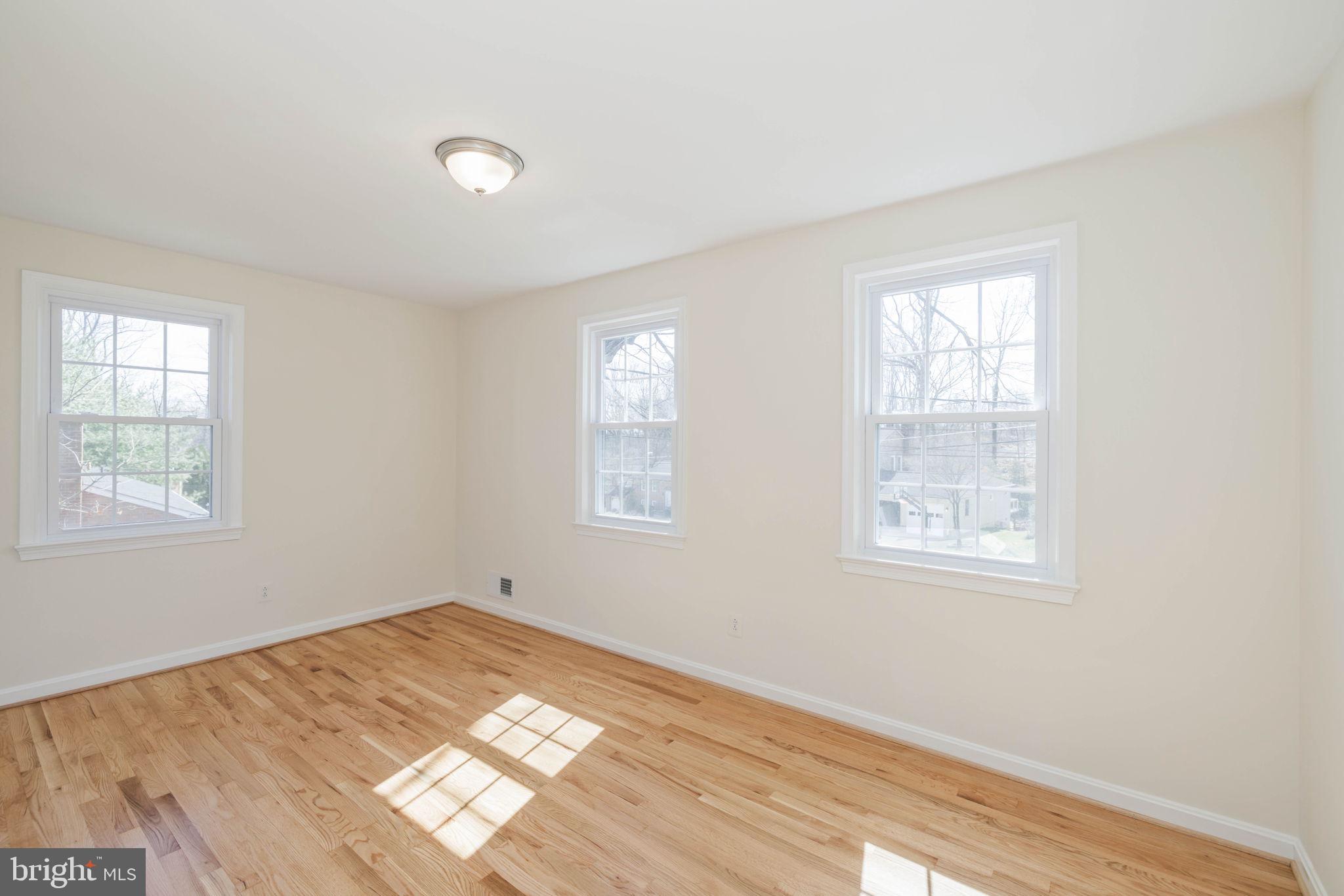 WILLOW WOODS - Residential