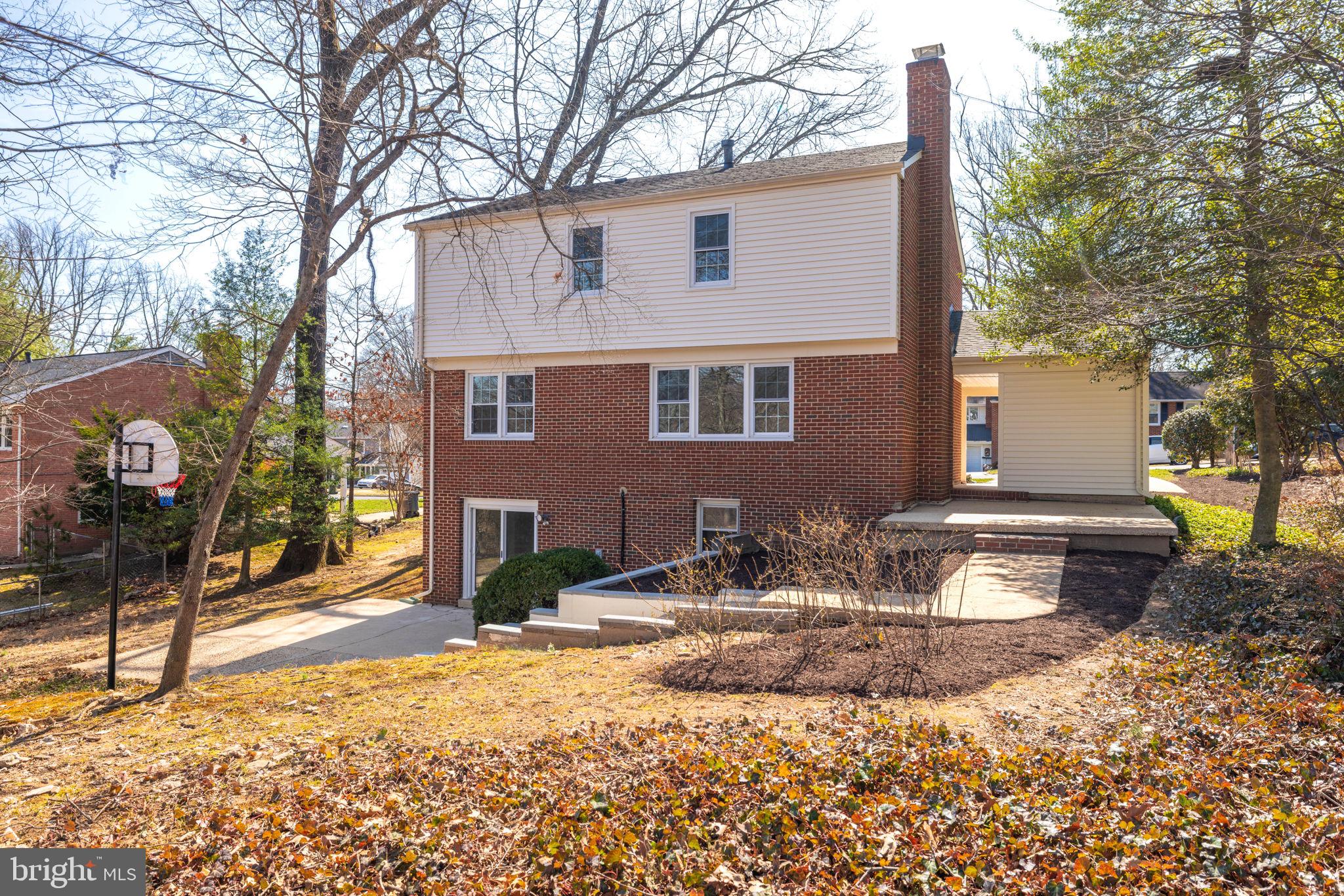 WILLOW WOODS - Residential