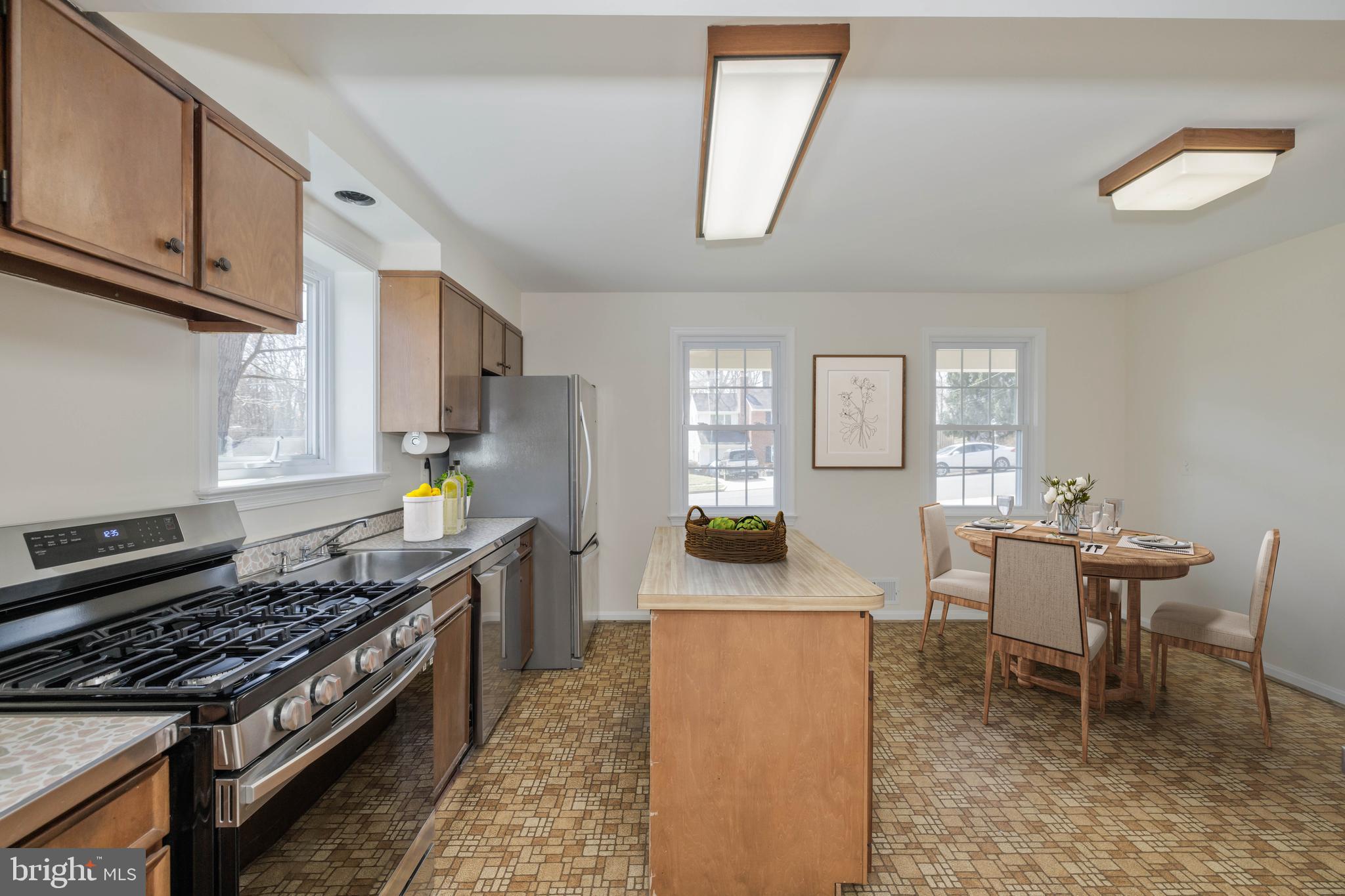 WILLOW WOODS - Residential