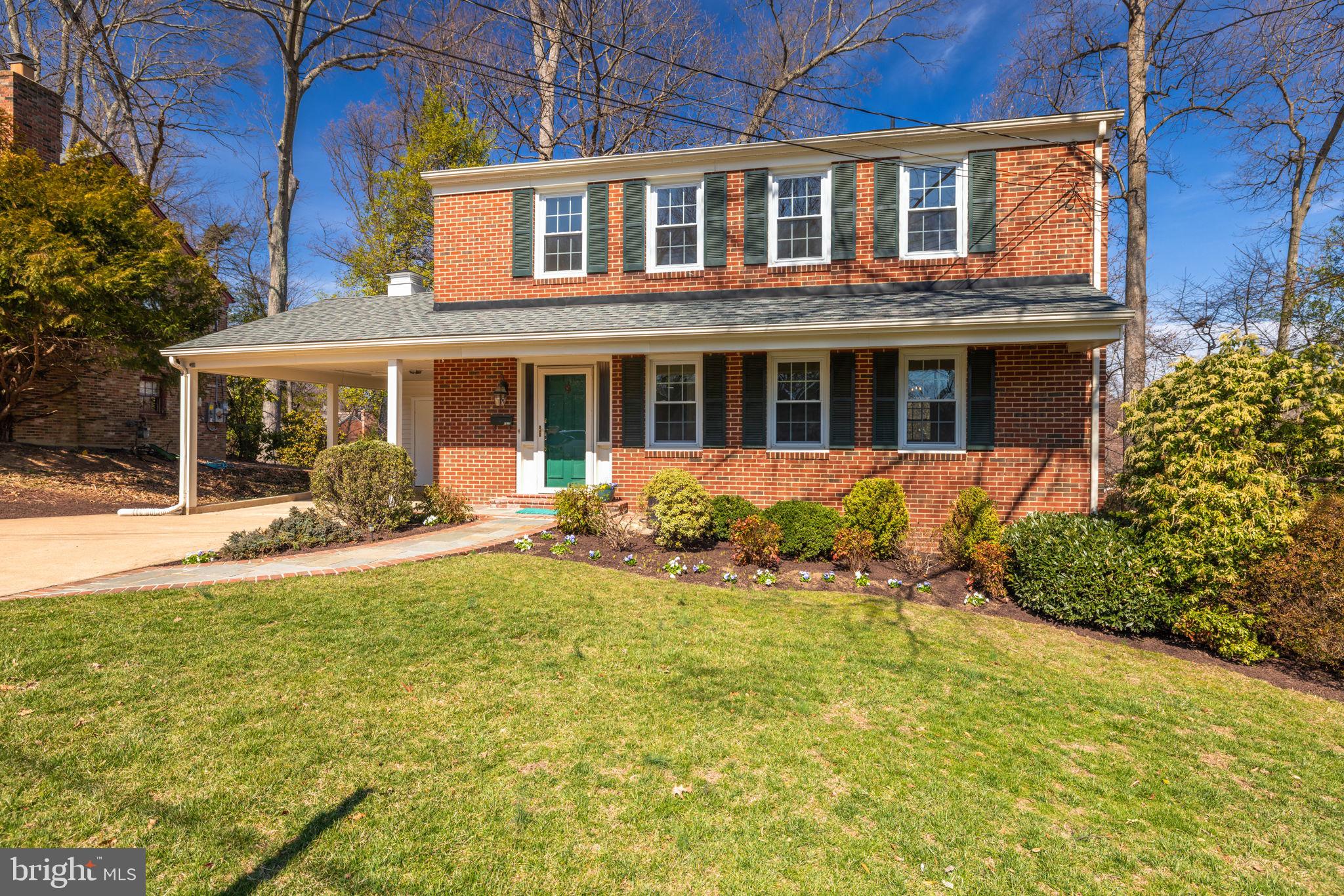 WILLOW WOODS - Residential