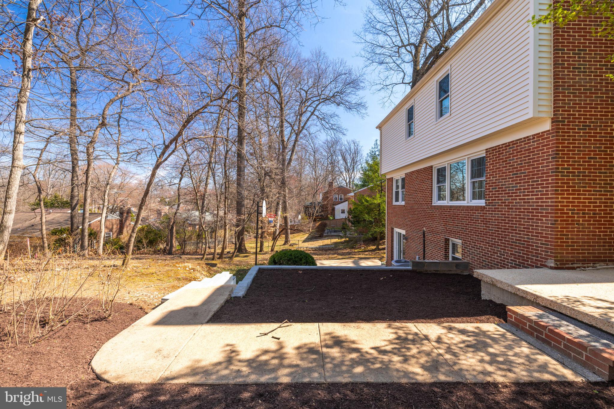 WILLOW WOODS - Residential