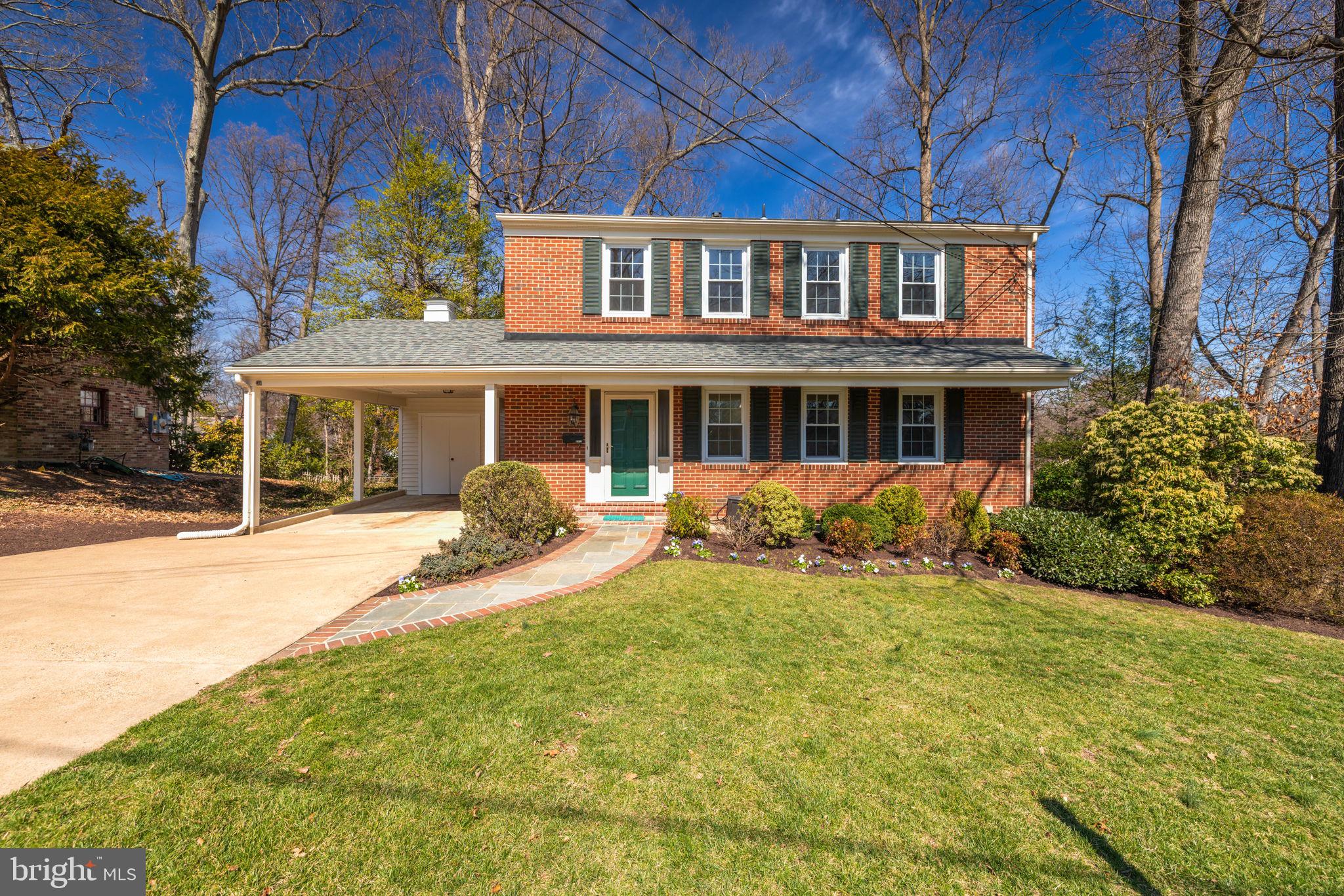 WILLOW WOODS - Residential