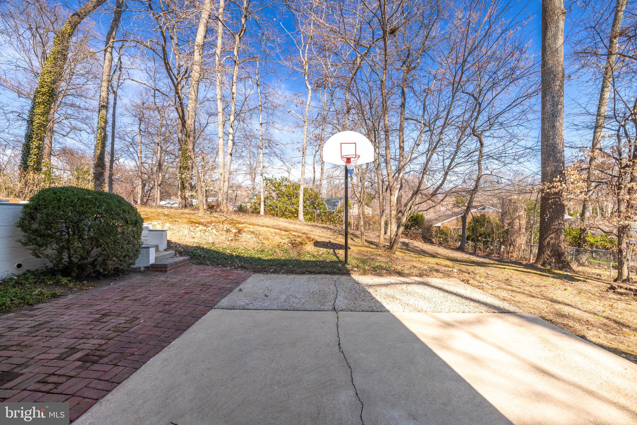 WILLOW WOODS - Residential