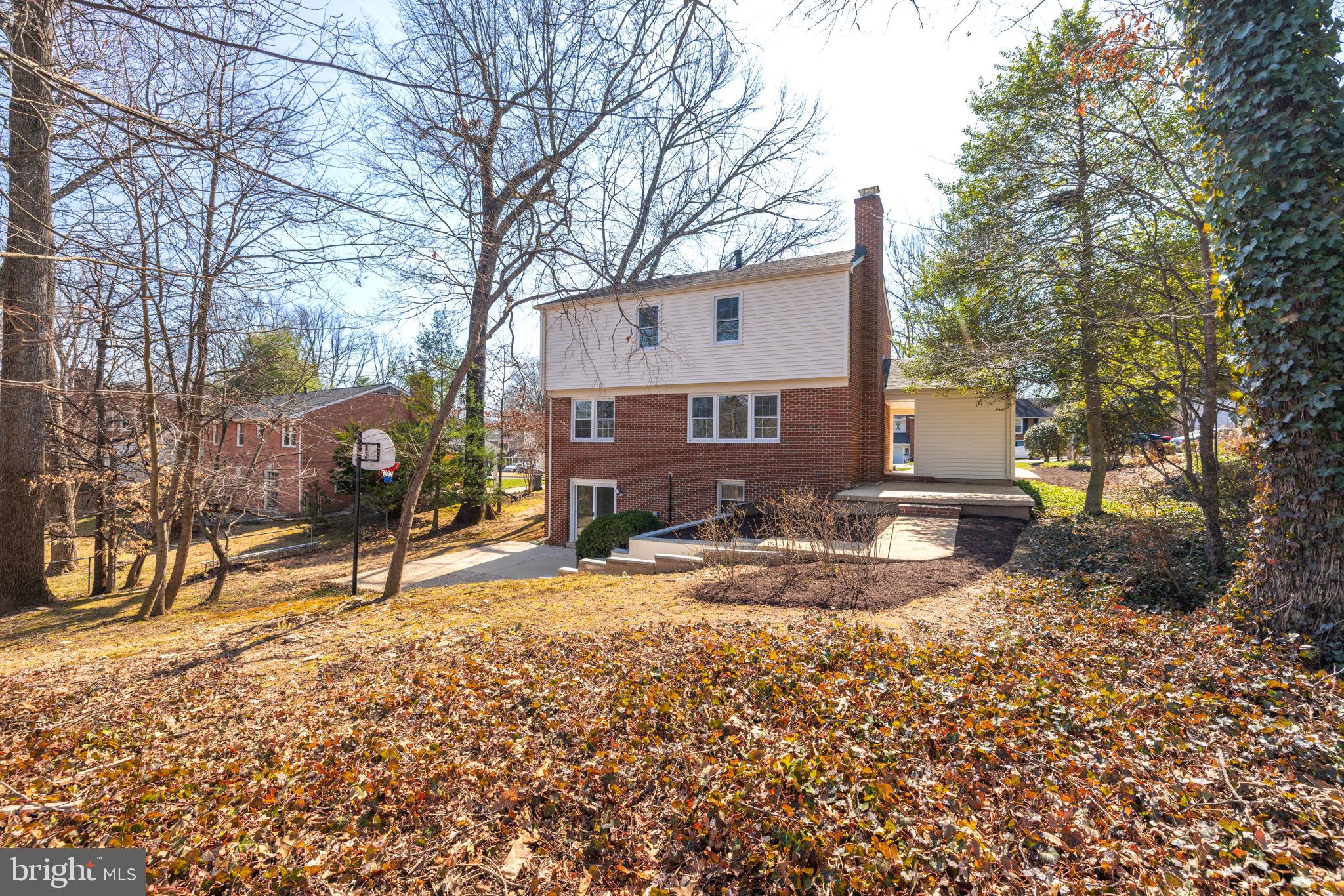 WILLOW WOODS - Residential