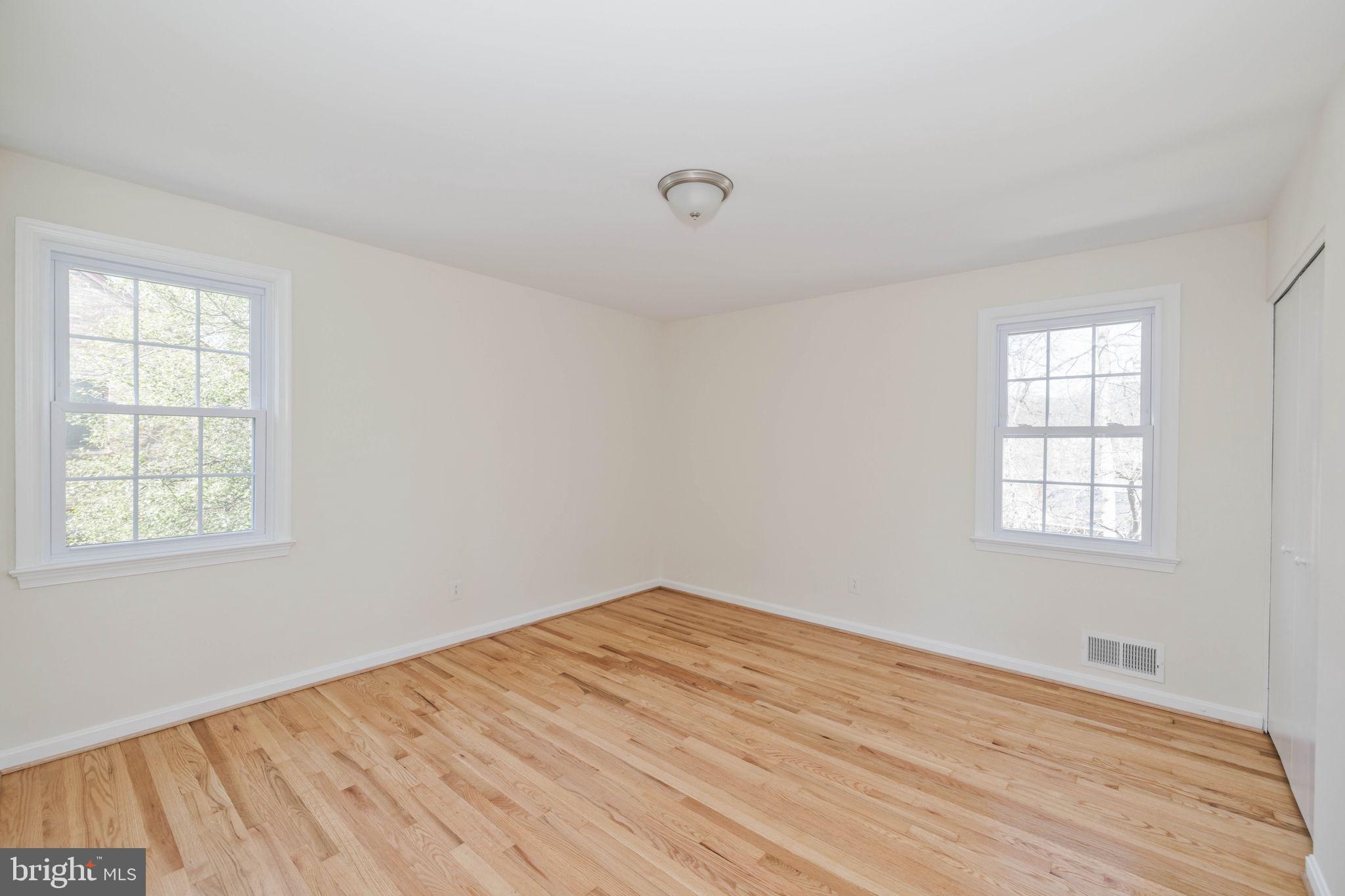 WILLOW WOODS - Residential