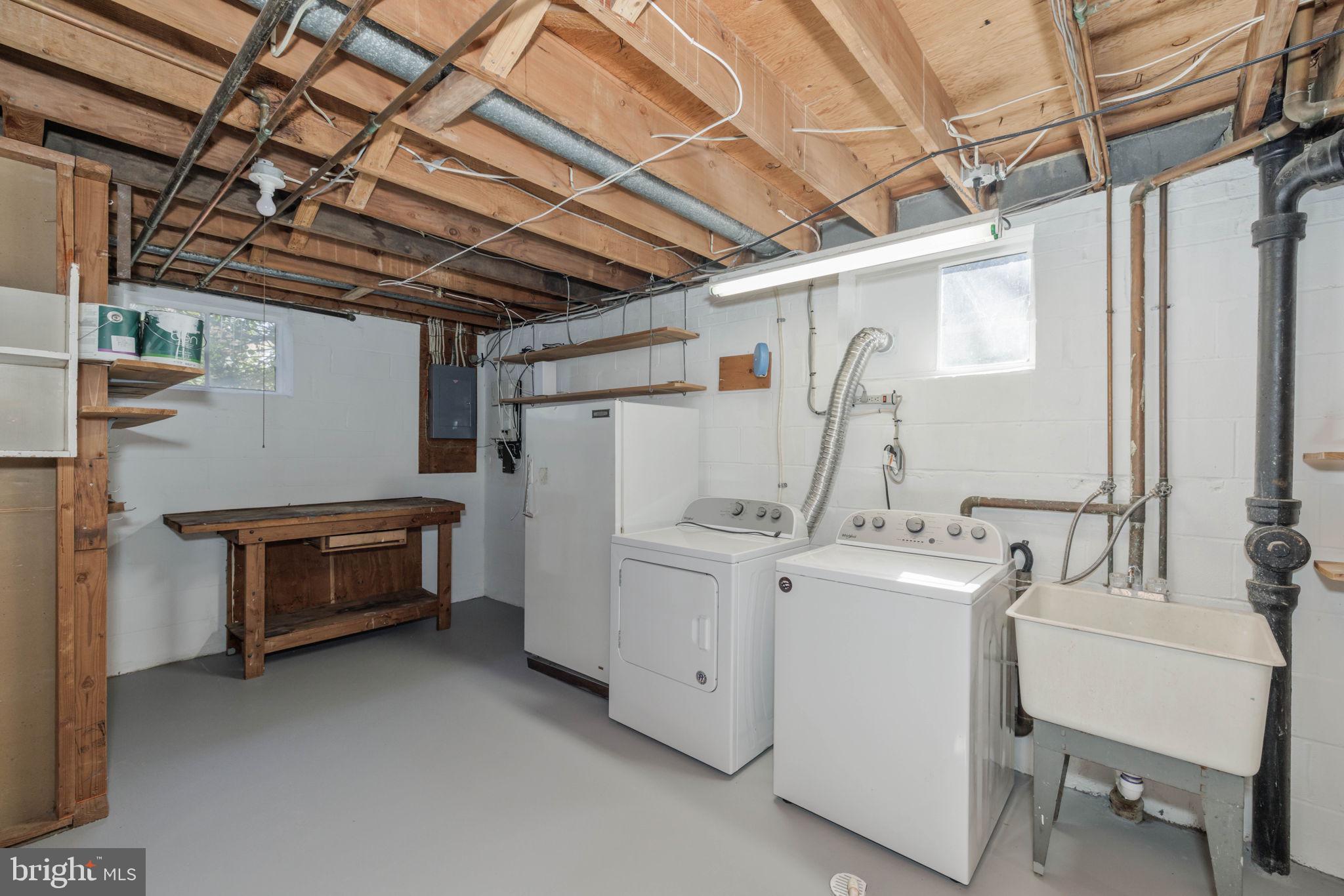 WILLOW WOODS - Residential