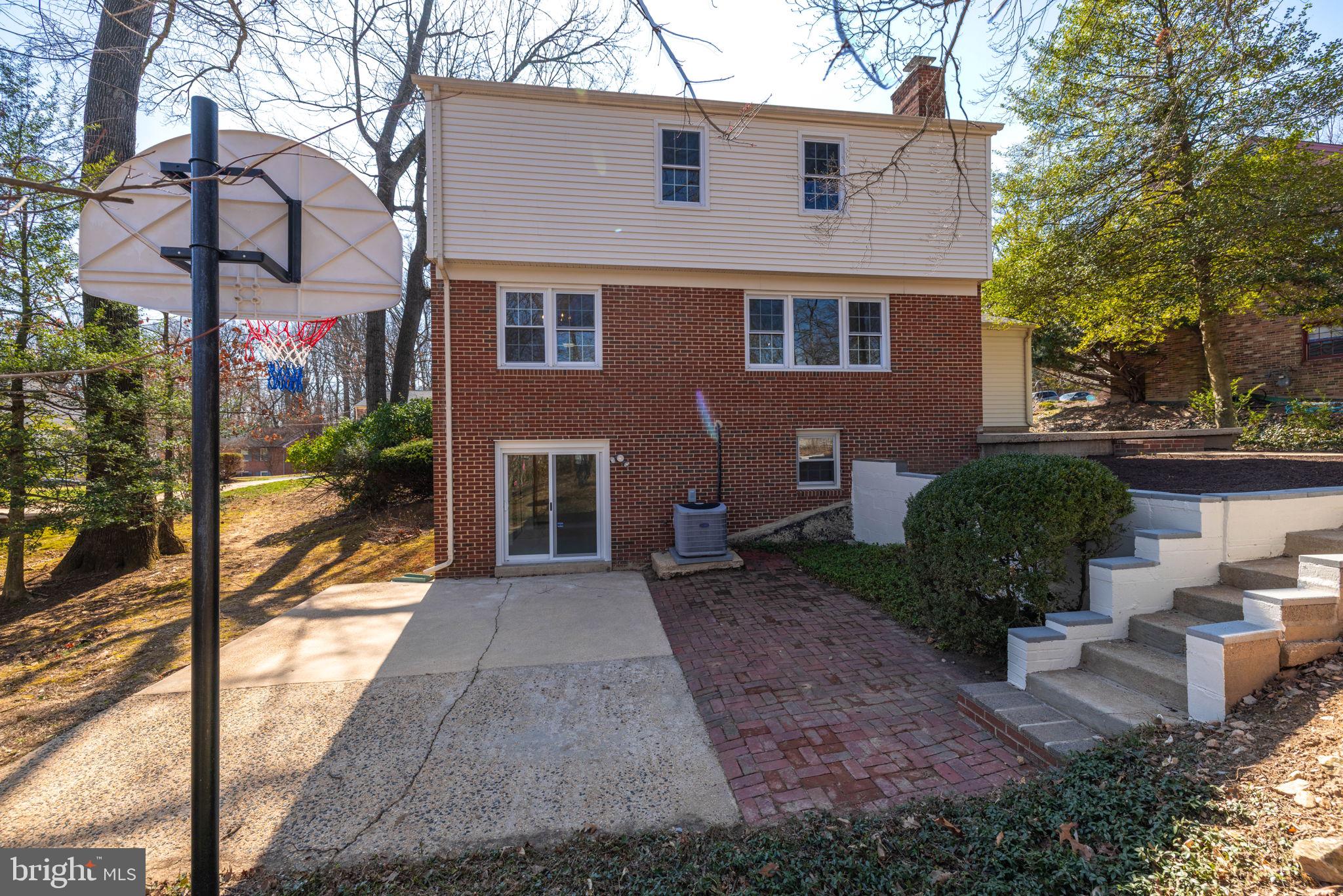 WILLOW WOODS - Residential