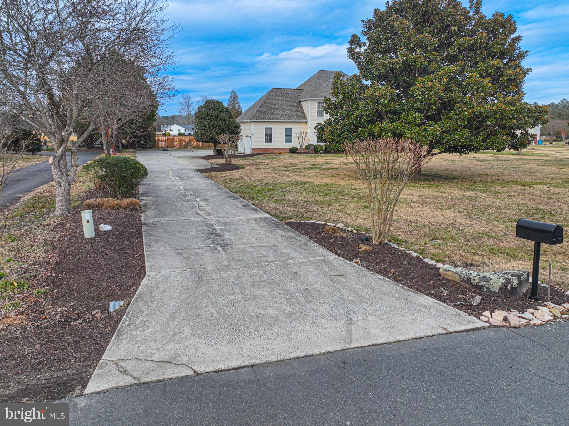 BUNTINGS POINT - Residential