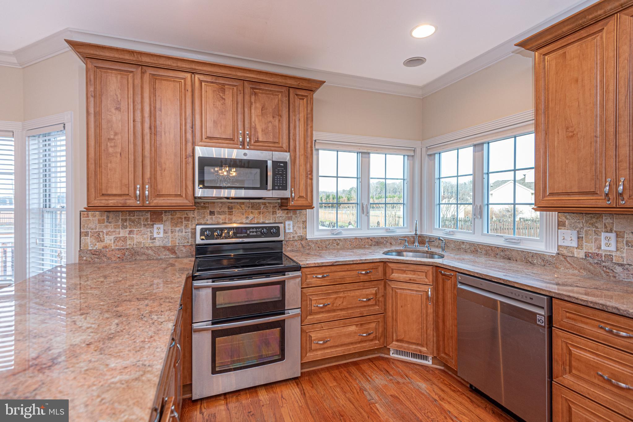 BUNTINGS POINT - Residential