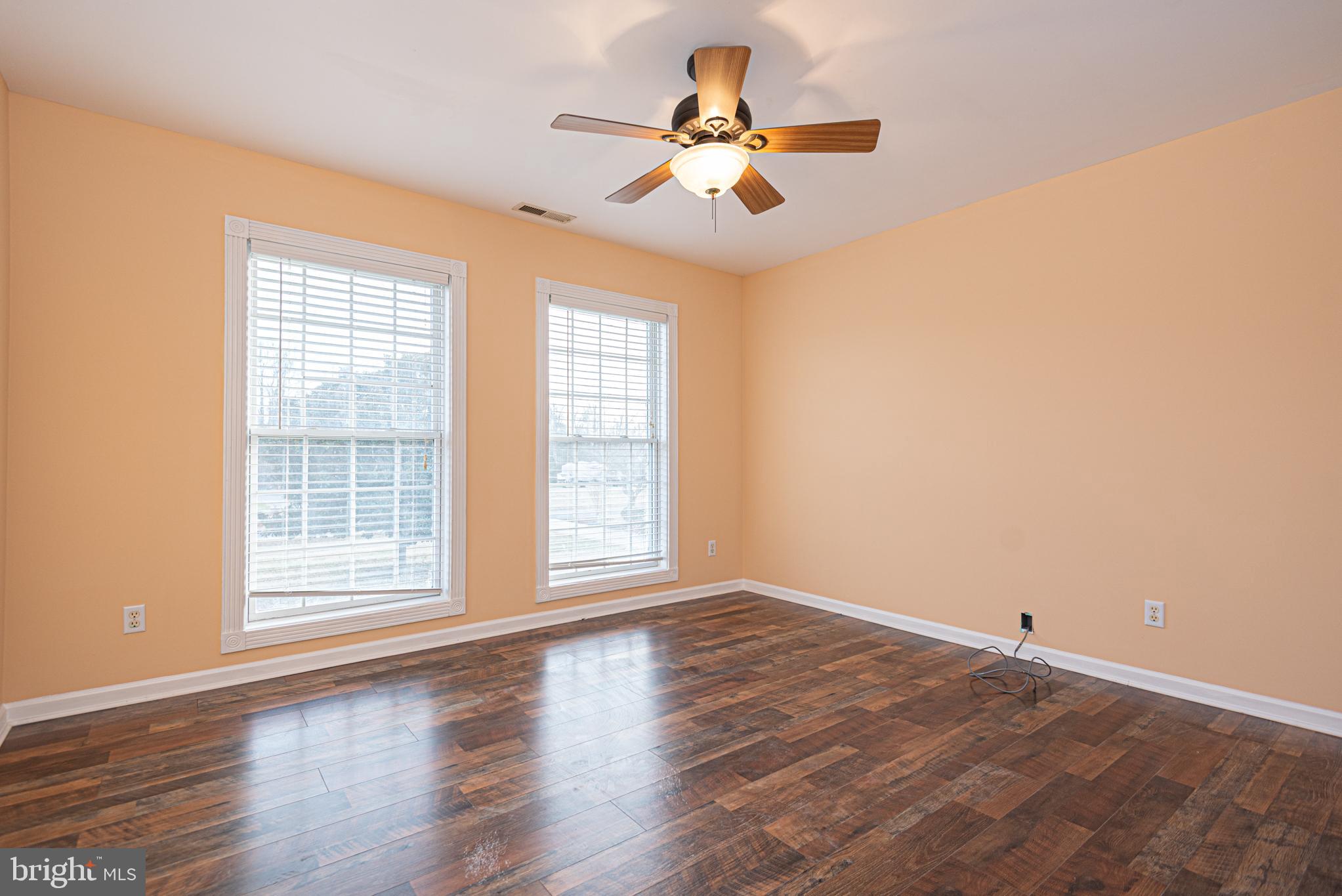 BUNTINGS POINT - Residential