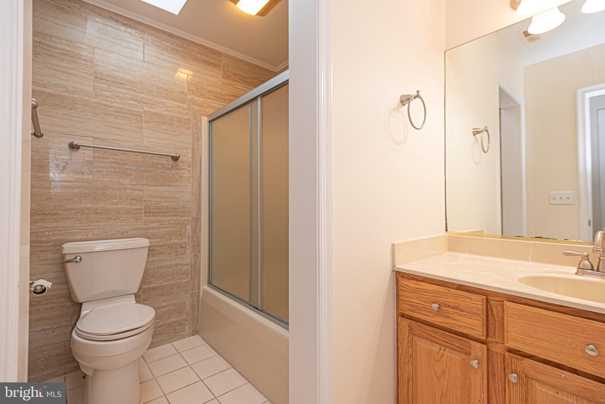 BUNTINGS POINT - Residential