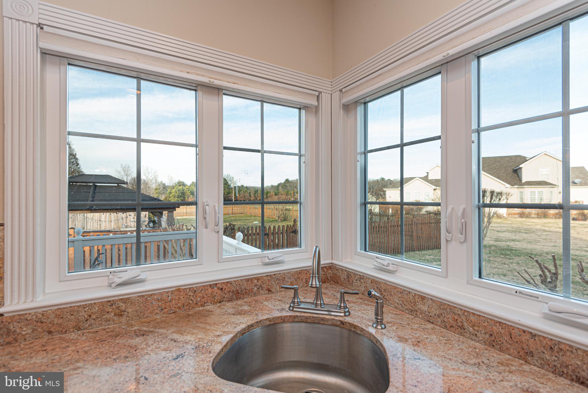 BUNTINGS POINT - Residential