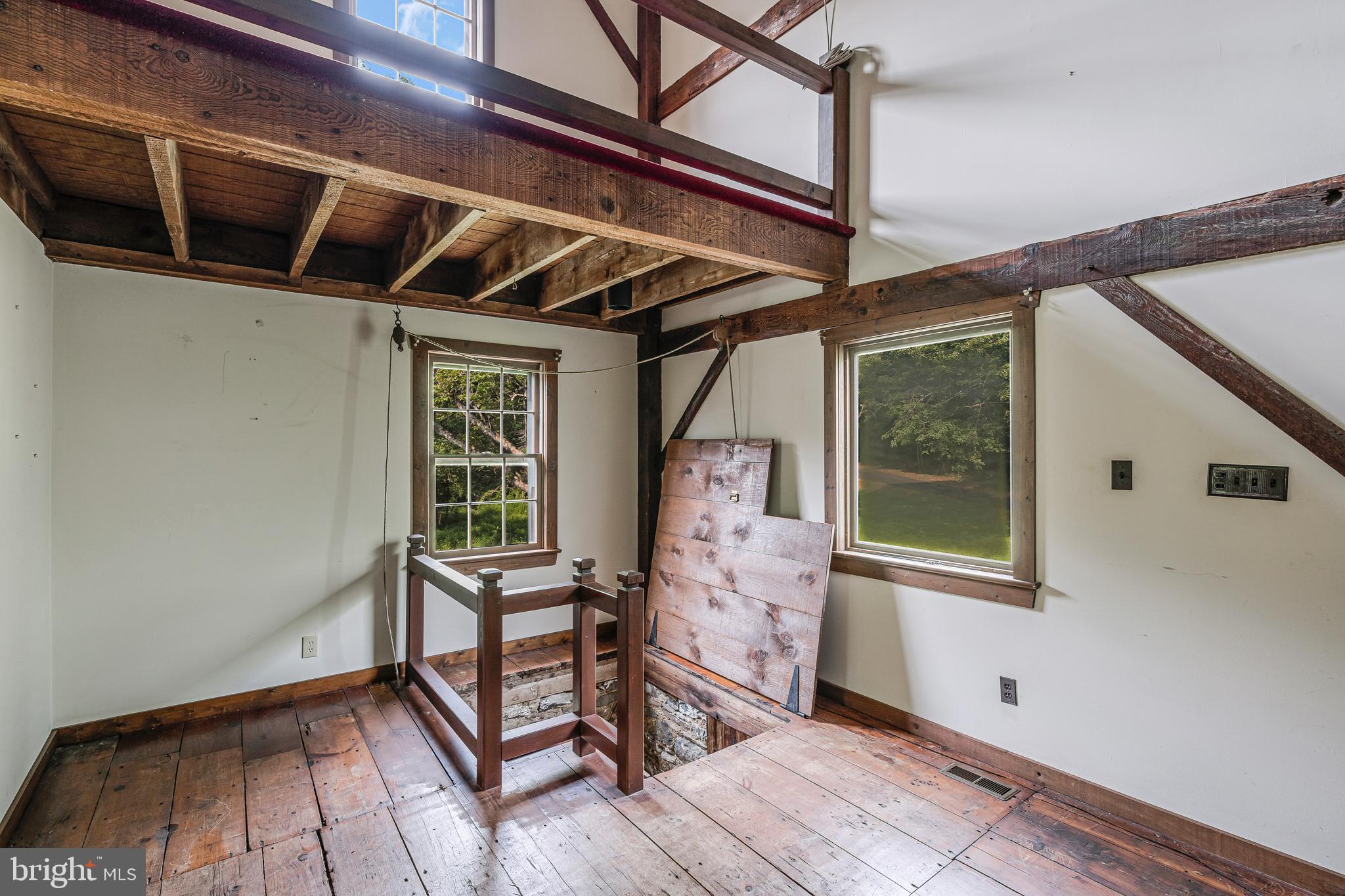 1570 HARBOURTON ROCKTOWN ROAD