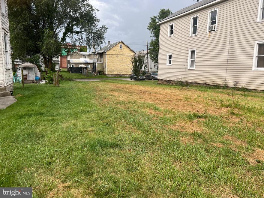 Great building lot in the heart of Keyser WV with public water and sewer to site.  Land is cleared and waiting on its new owner.